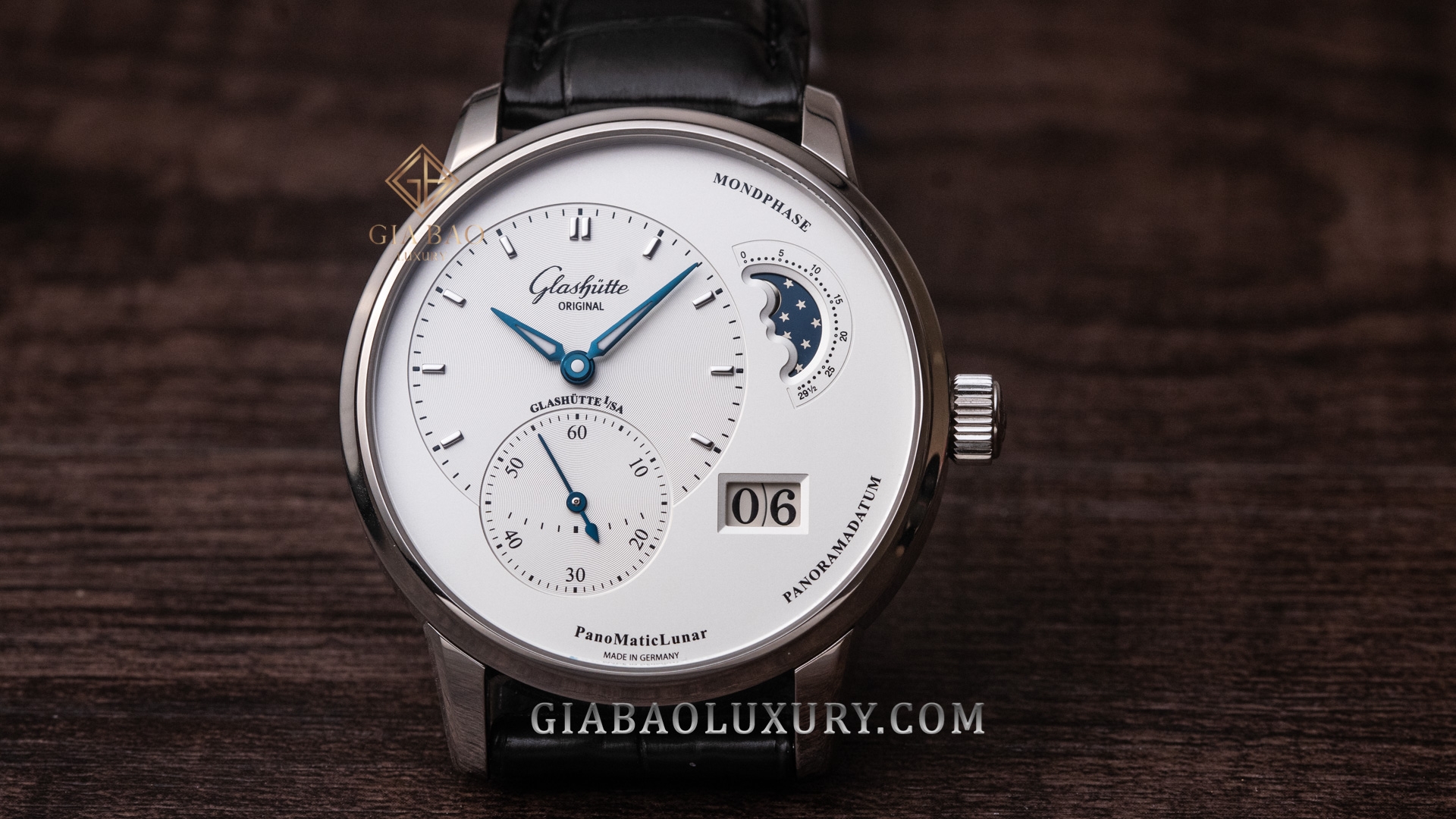 Đồng hồ Glashutte Original PanoMaticLunar 1-90-02-42-32-05