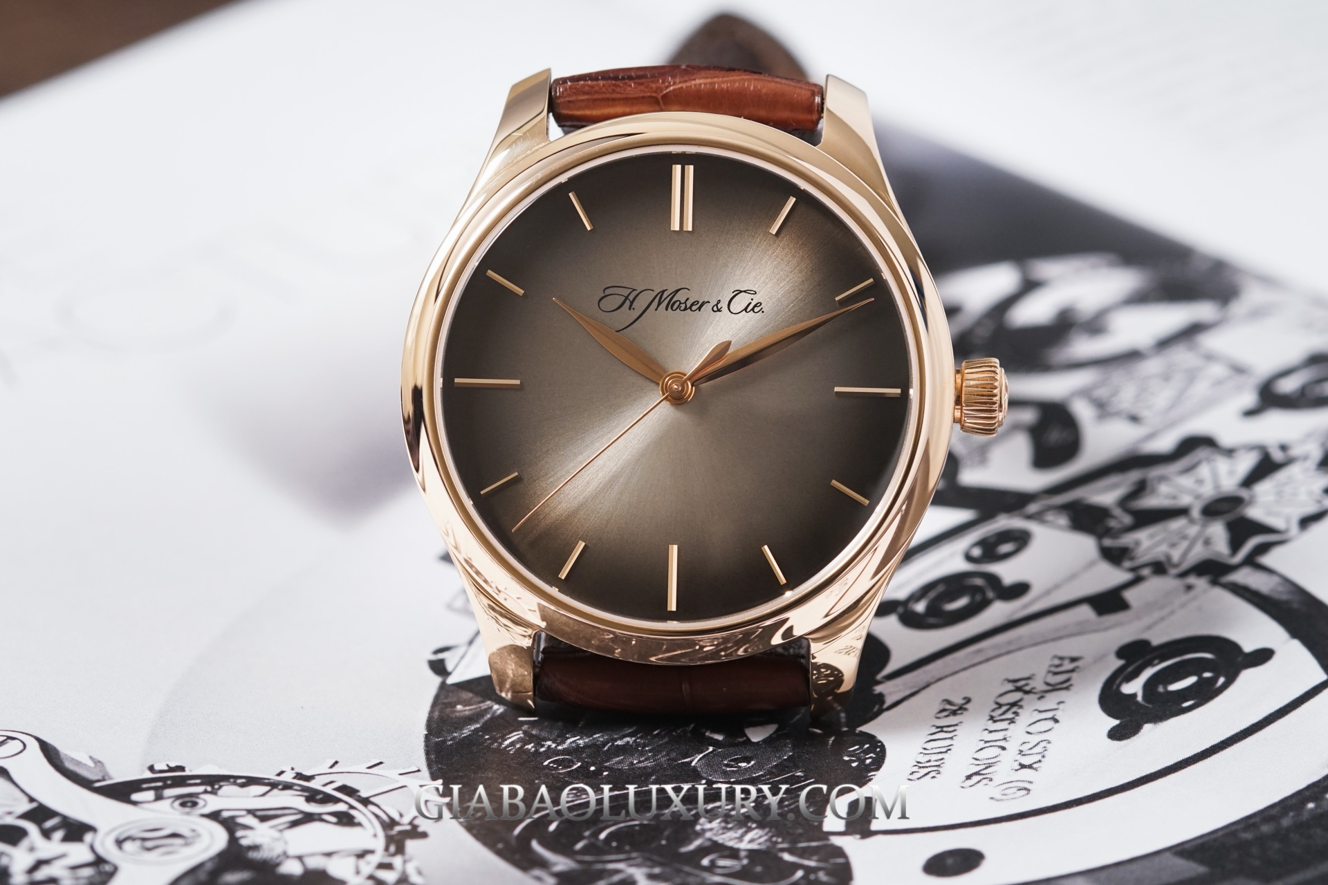 H.Moser & Cie Endeavour Centre Seconds