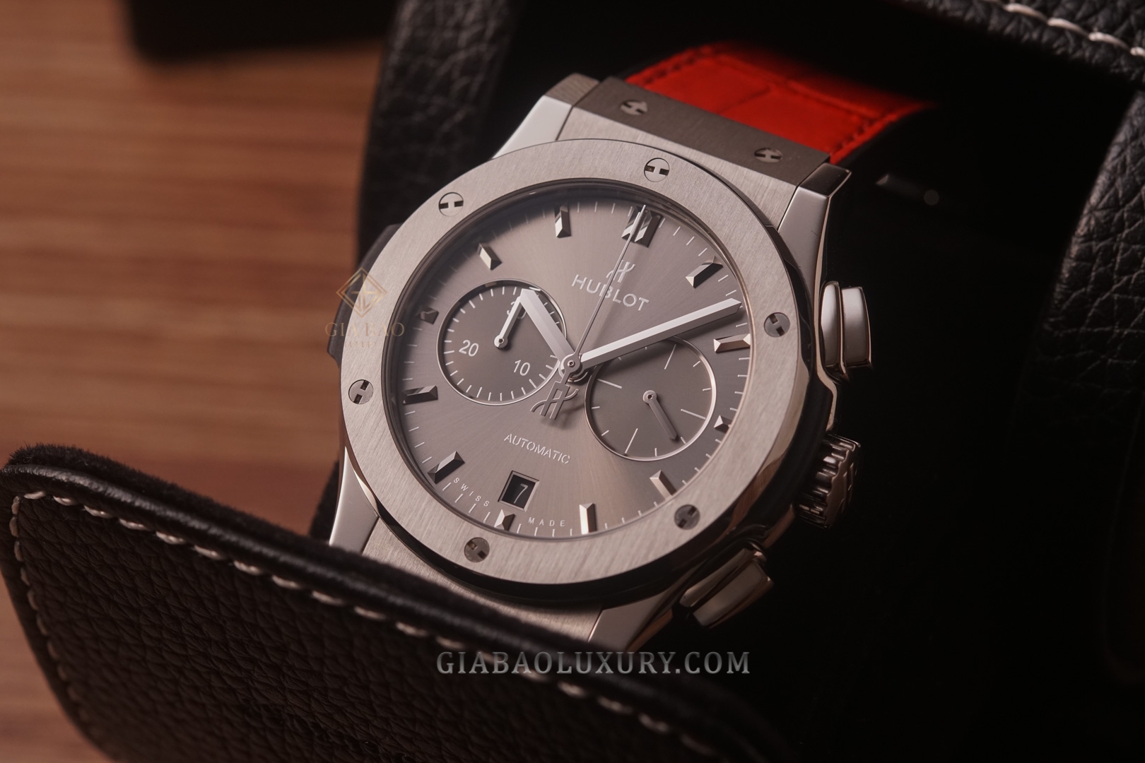 Đồng Hồ Hublot Classic Fusion 541.NX.7070.LR