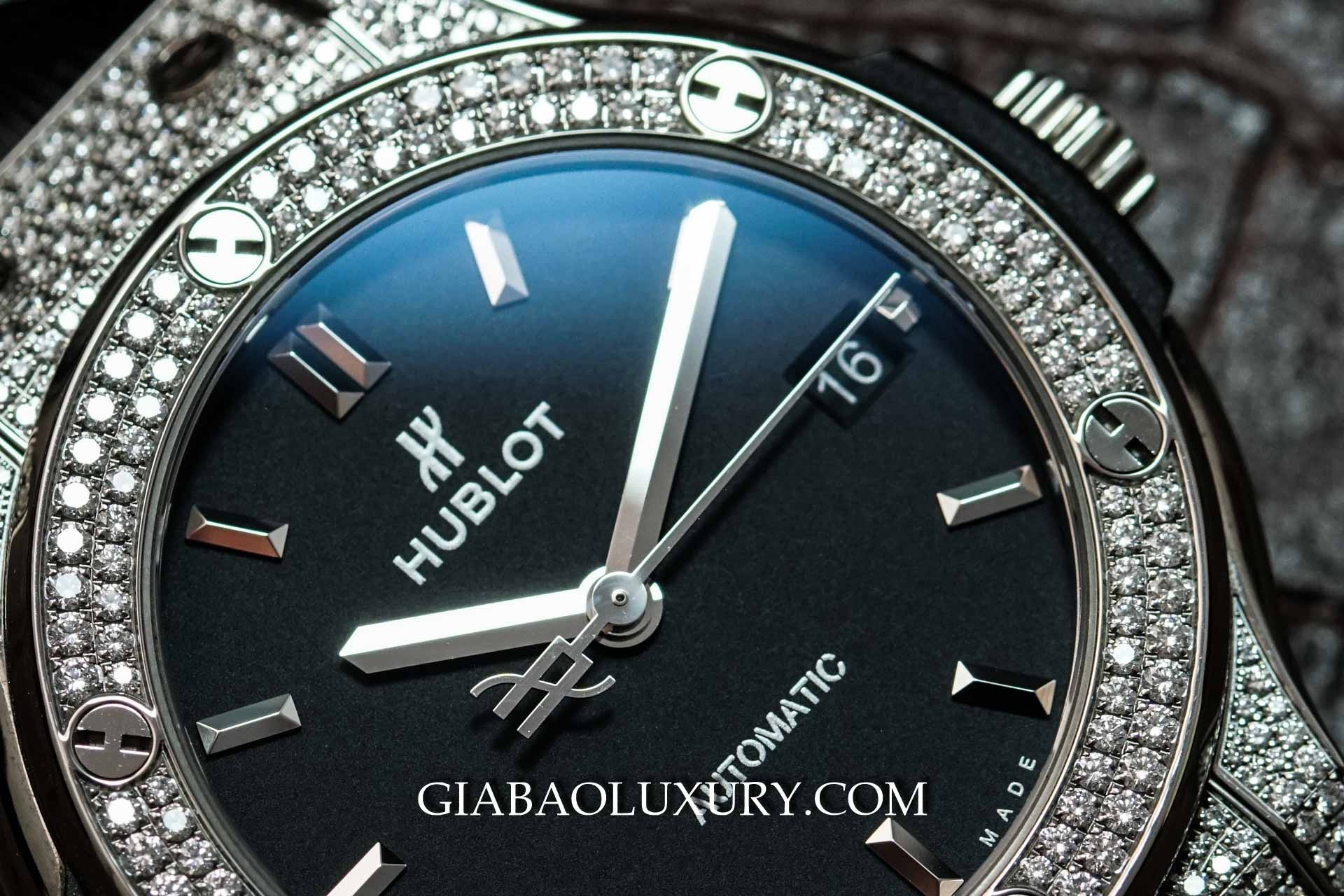 Đồng hồ Hublot Classic Fusion Titanium Pavé 38mm 565.NX.1171.LR.1704