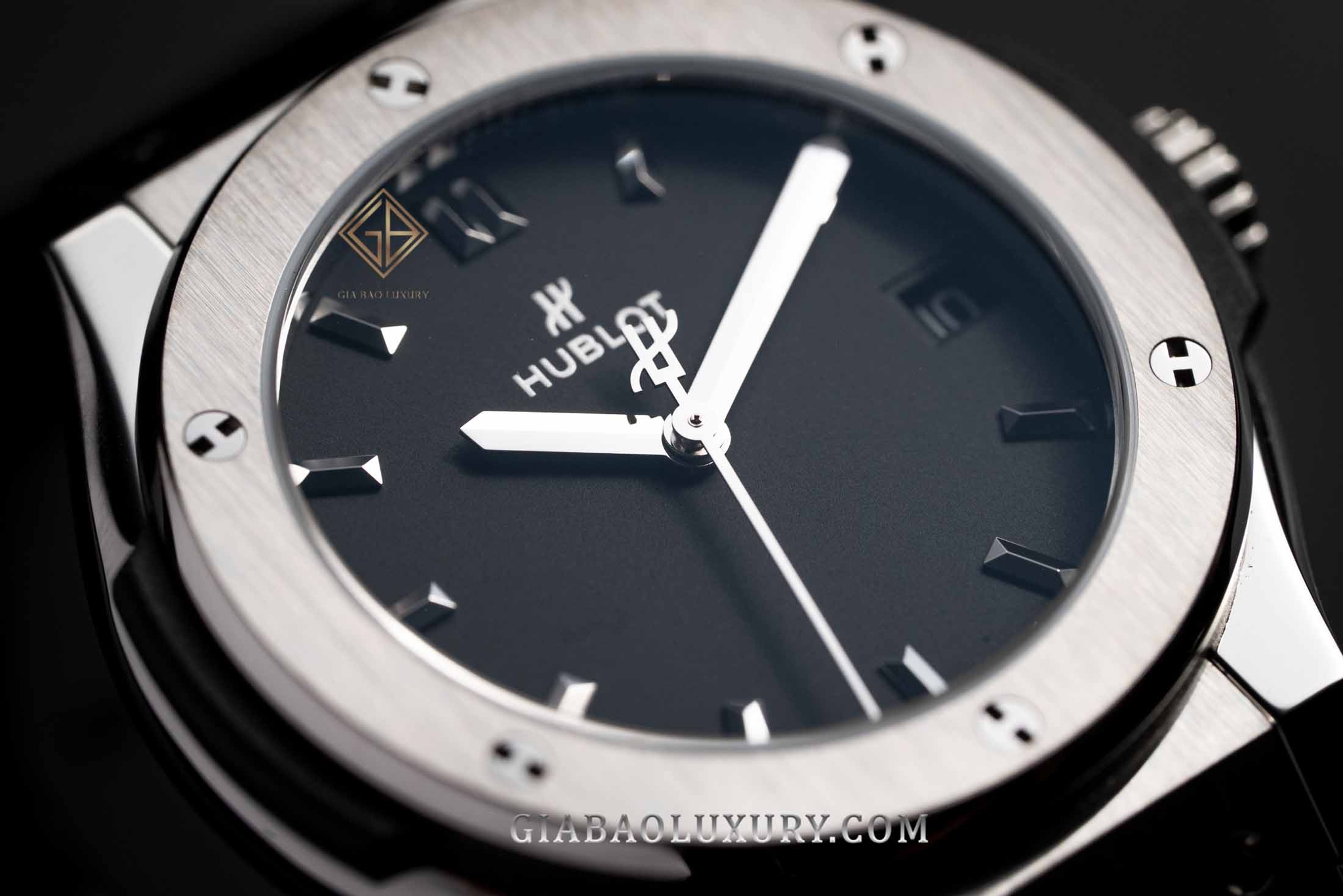 Đồng Hồ Hublot Classic Fusion 581.NX.1171.RX