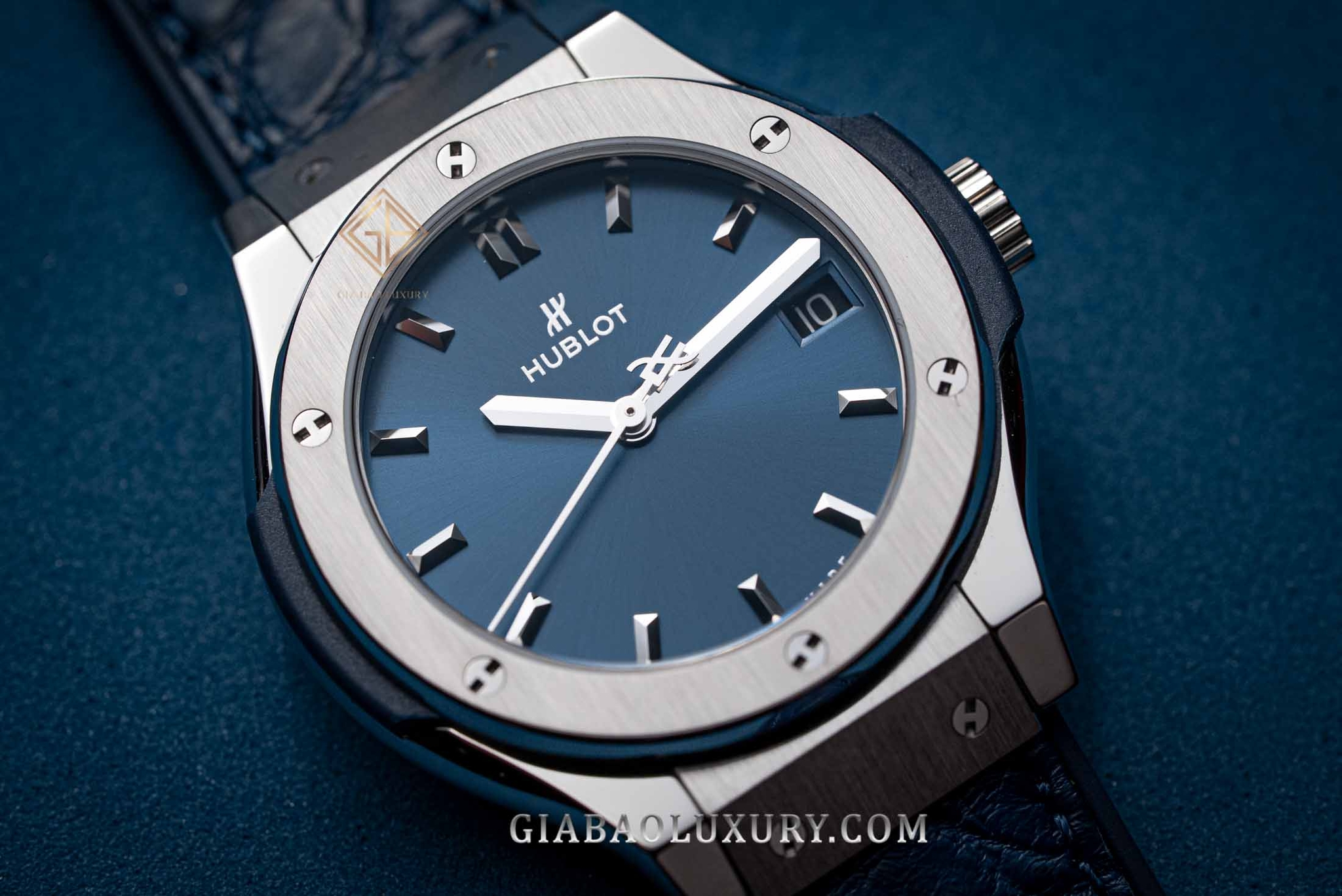 Đồng Hồ Hublot Classic Fusion 581.NX.7170.LR