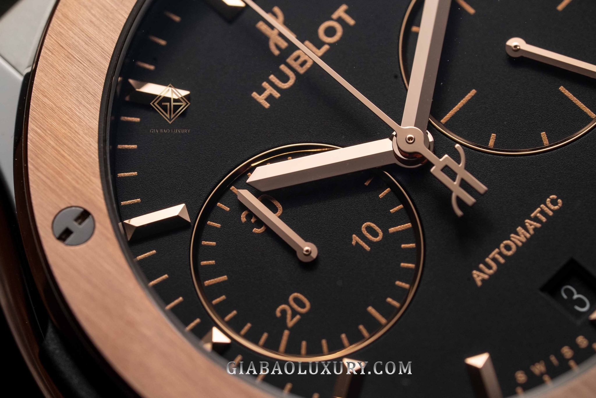 Đồng Hồ Hublot Classic Fusion 521.NO.1181.RX