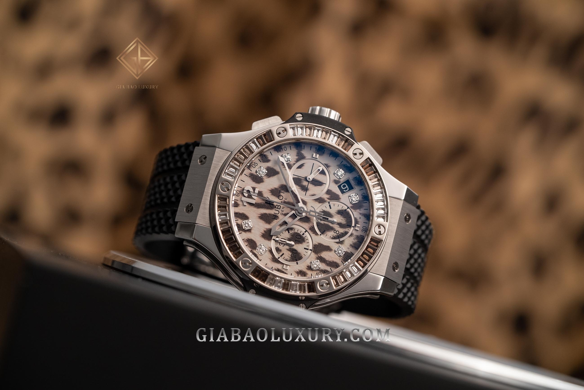 Đồng hồ Hublot Big Bang Snow Leopard 41mm 341.SX.7717.NR.1977