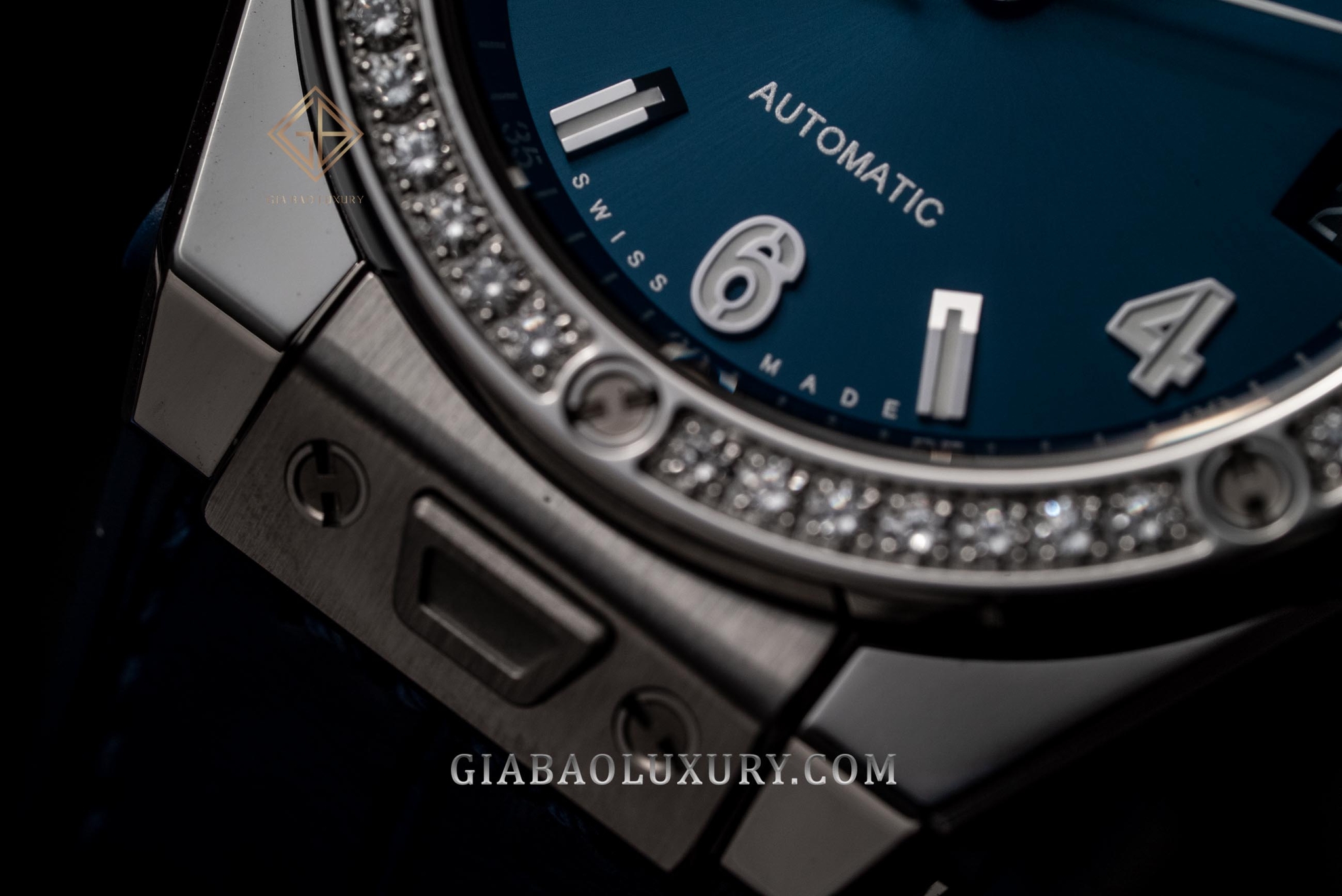 Đồng hồ Hublot Big Bang One Click 39 465.SX.7170.LR.1204