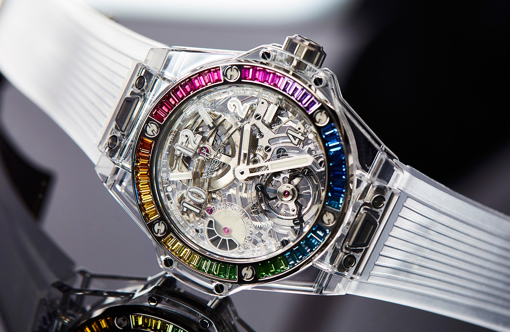 Đồng hồ Hublot Big Bang Tourbillon Power Reserve 5 Days Sapphire Rainbow