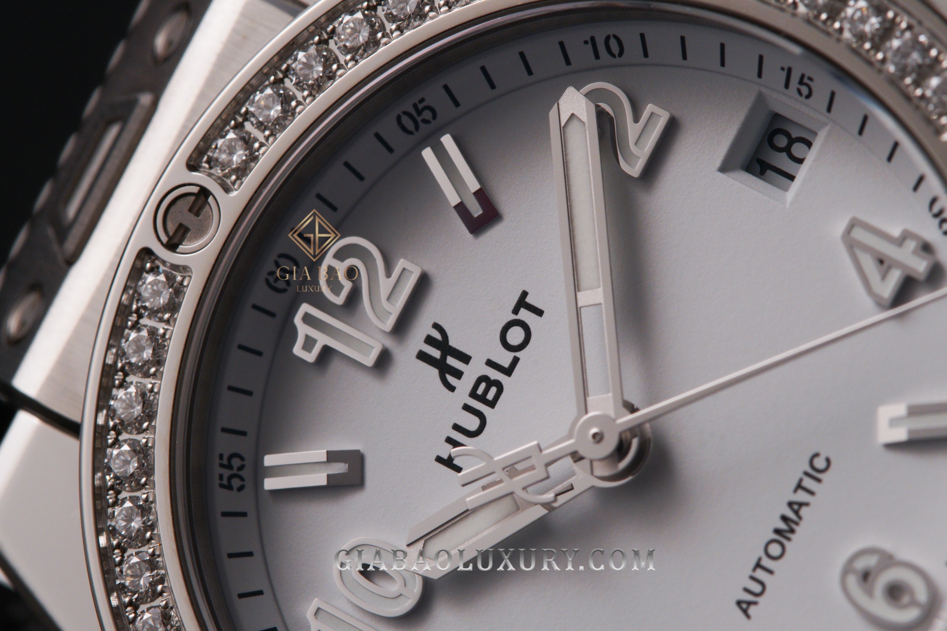 Đồng Hồ Hublot Big Bang One Click 39mm 465.SE.2010.RW.1204