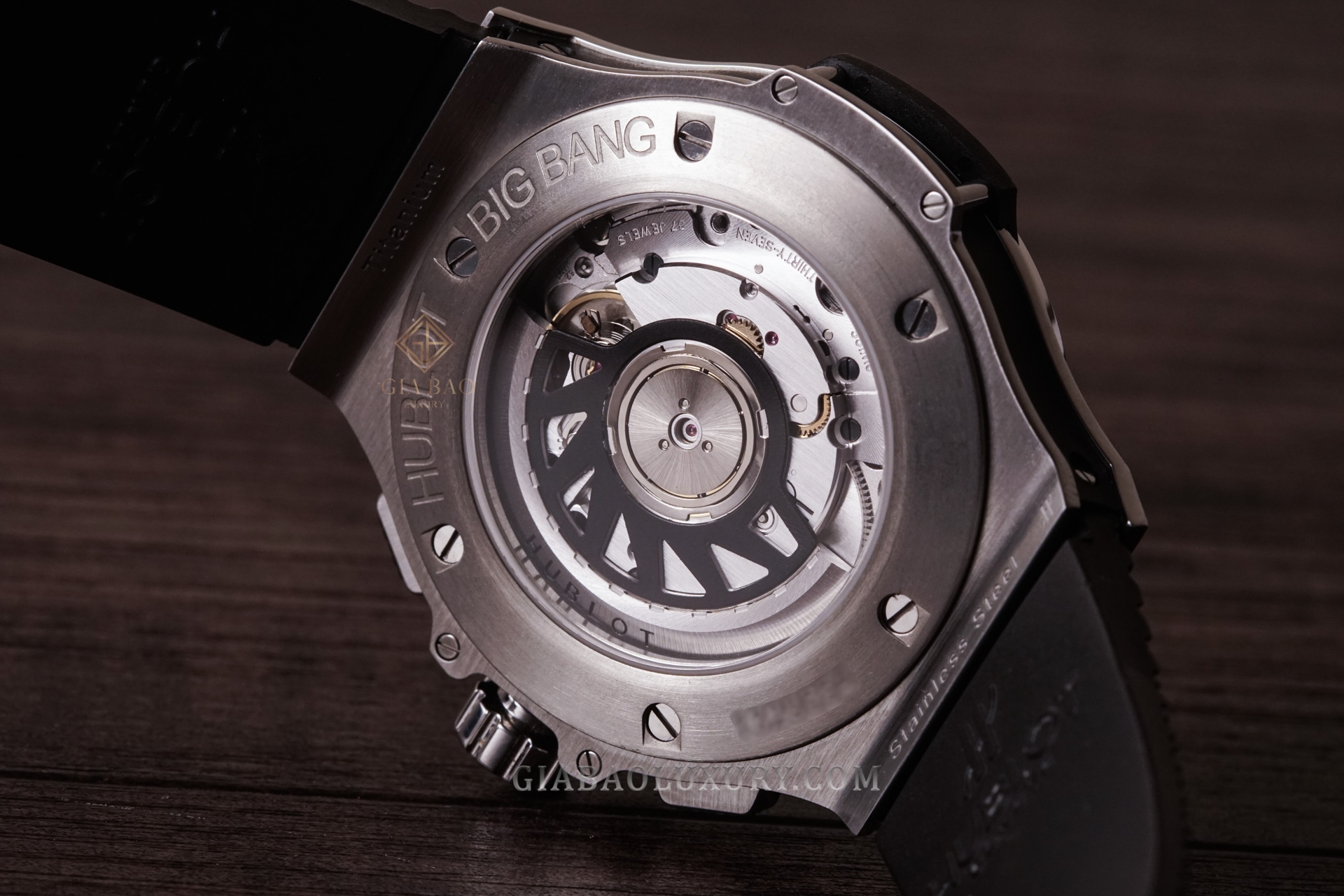 Đồng Hồ Hublot Big Bang South East Asian Edition 341.SX.130.LR.1204.SEA