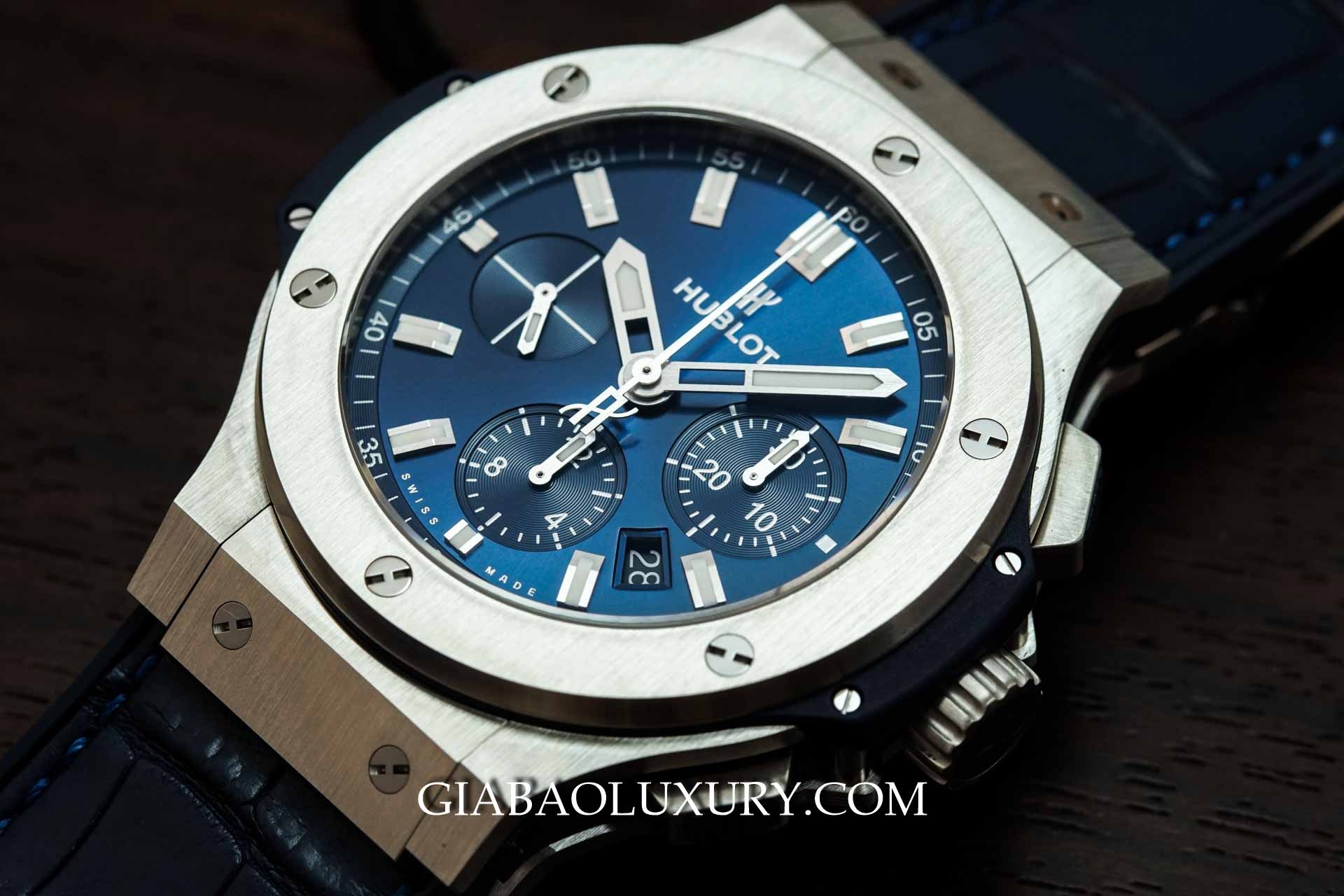 Đồng Hồ Hublot Big Bang Chronograph và Classic Fusion Chronograph