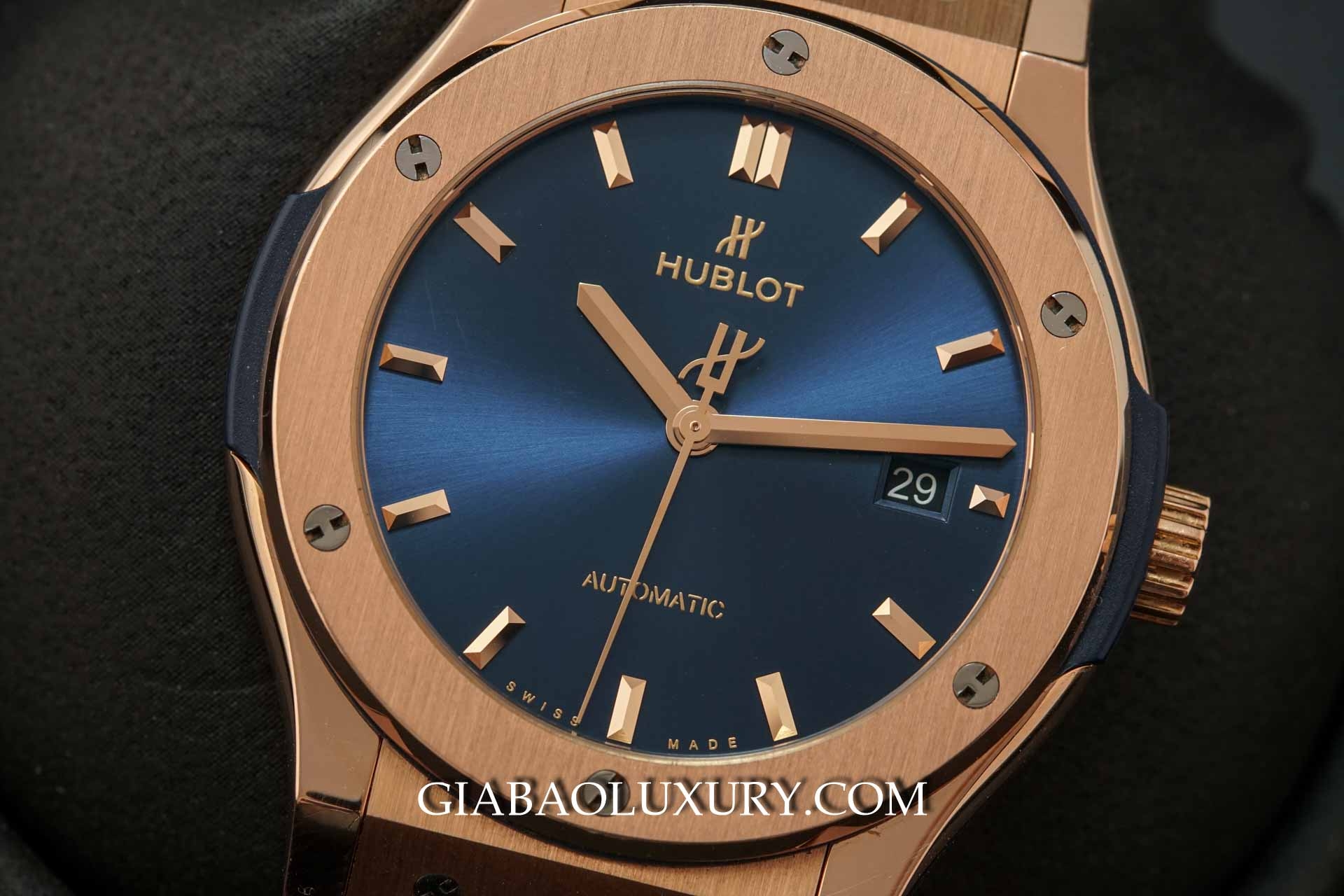 Đồng Hồ Hublot Classic Fusion 42mm Blue Dial 542.OX.7180.LR