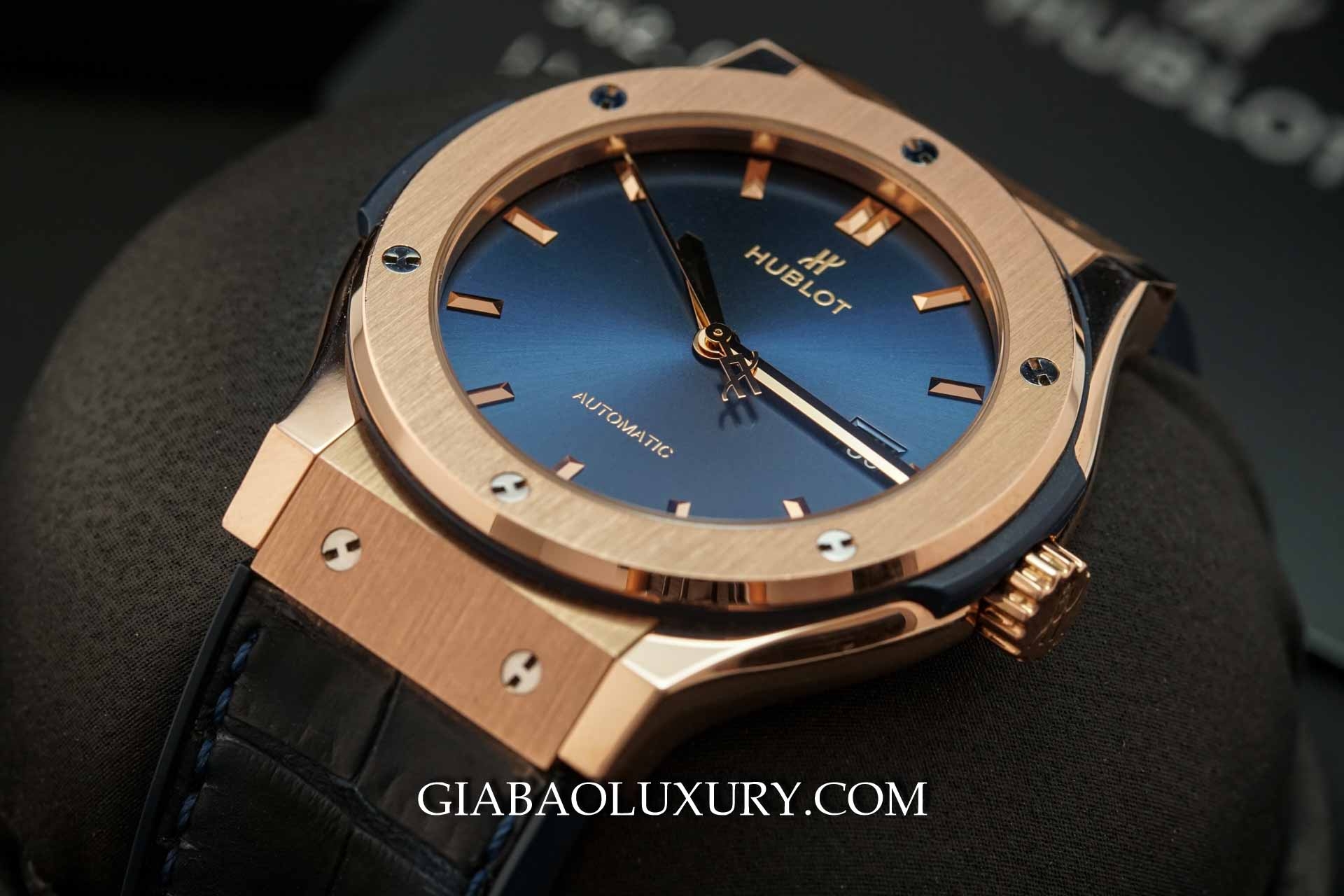 Đồng Hồ Hublot Classic Fusion 42mm Blue Dial 542.OX.7180.LR