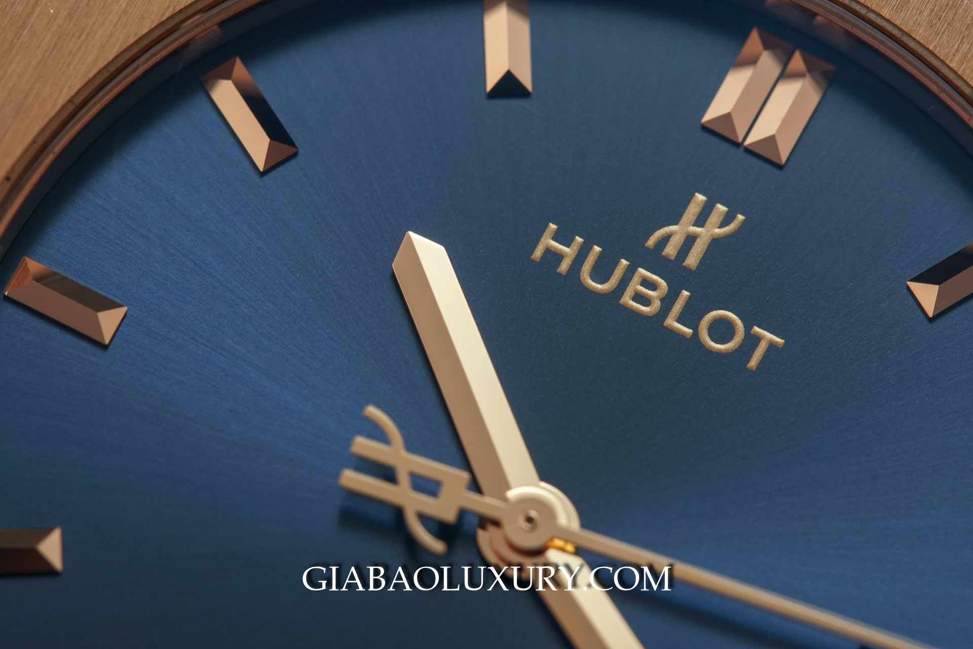 Đồng Hồ Hublot Classic Fusion 42mm Blue Dial  542.OX.7180.LR