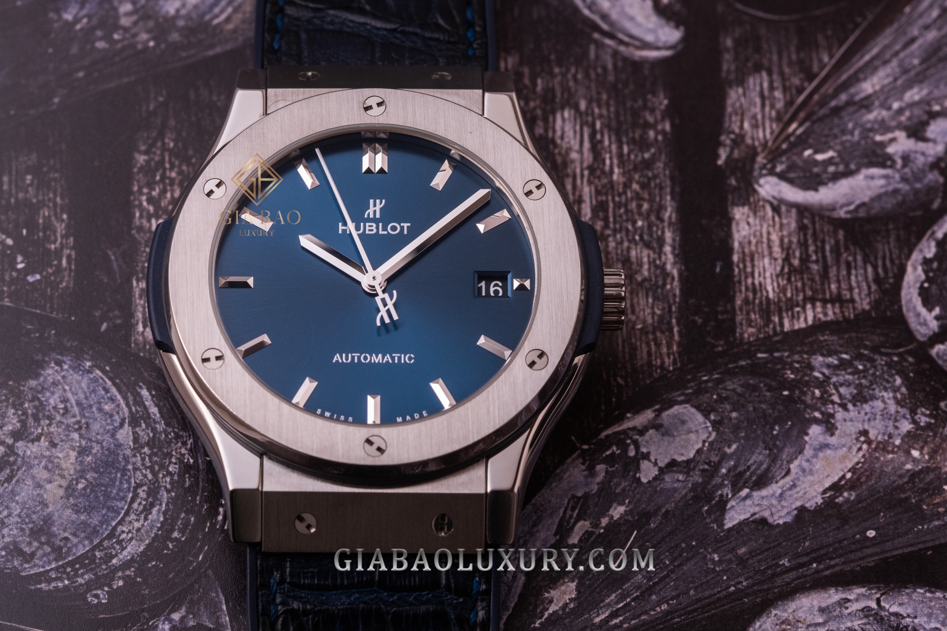 Đồng Hồ Hublot Classic Fusion Titanum 45mm 511.NX.7170.LR