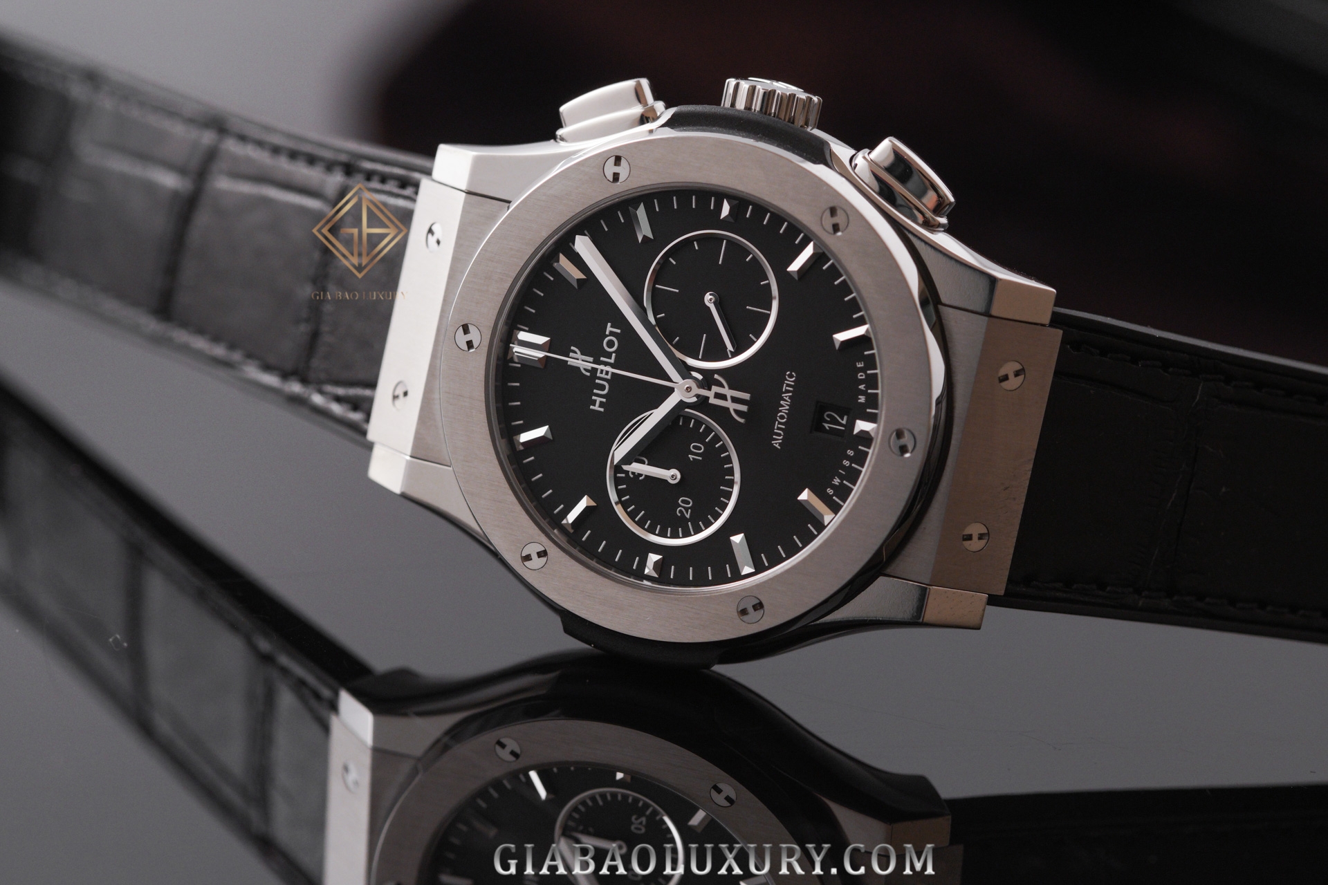 Đồng Hồ Hublot Classic Fusion Titanium Chronograph 42mm 541.nx.1171.lr