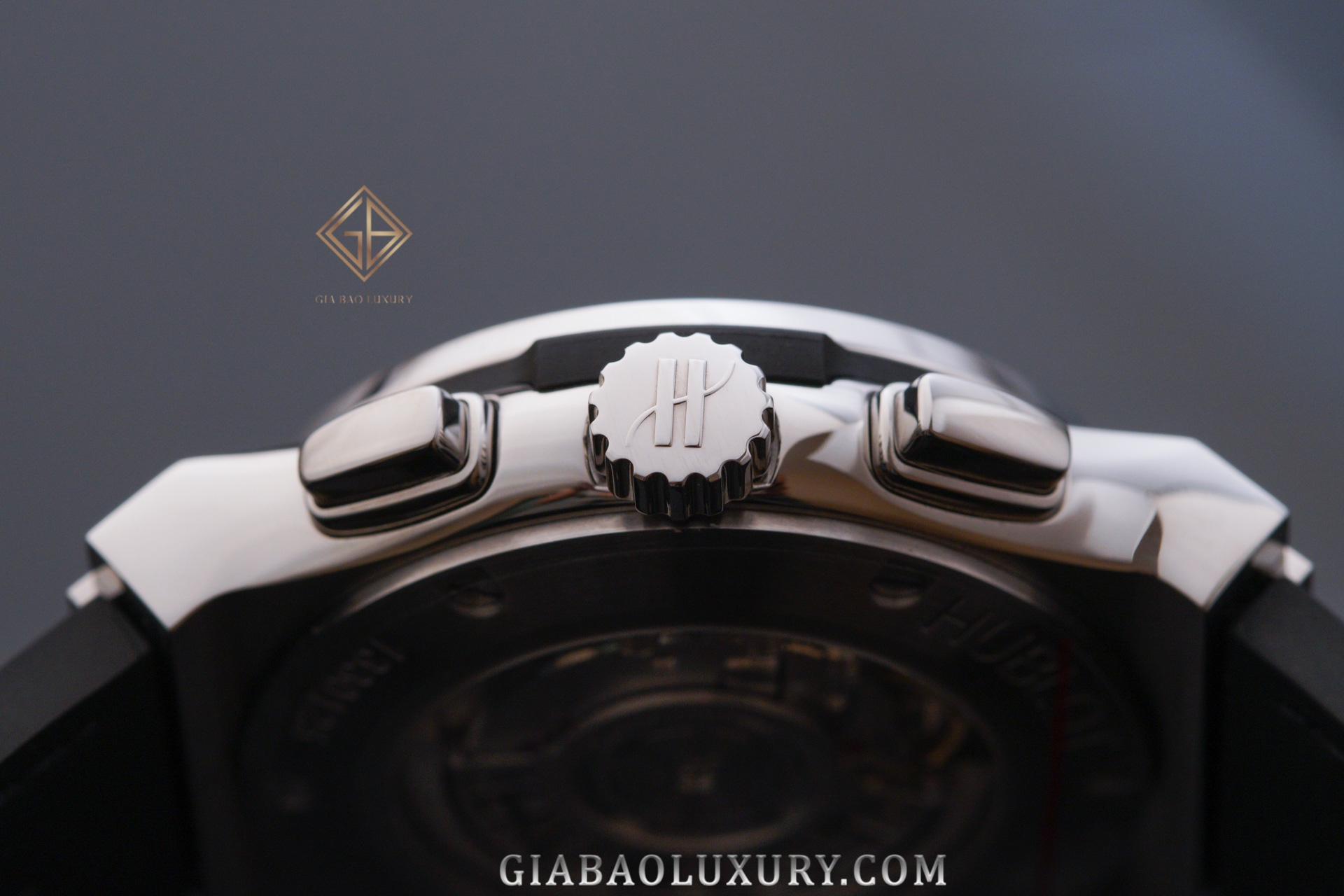 Đồng Hồ Hublot Classic Fusion Titanium Chronograph 42mm 541.nx.1171.lr