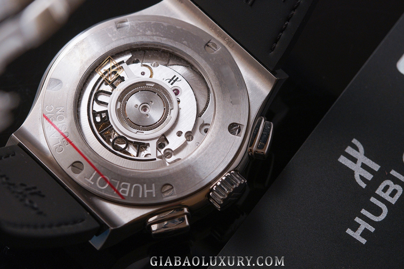 Đồng Hồ Hublot Classic Fusion Titanium Chronograph 42mm 541.nx.1171.lr
