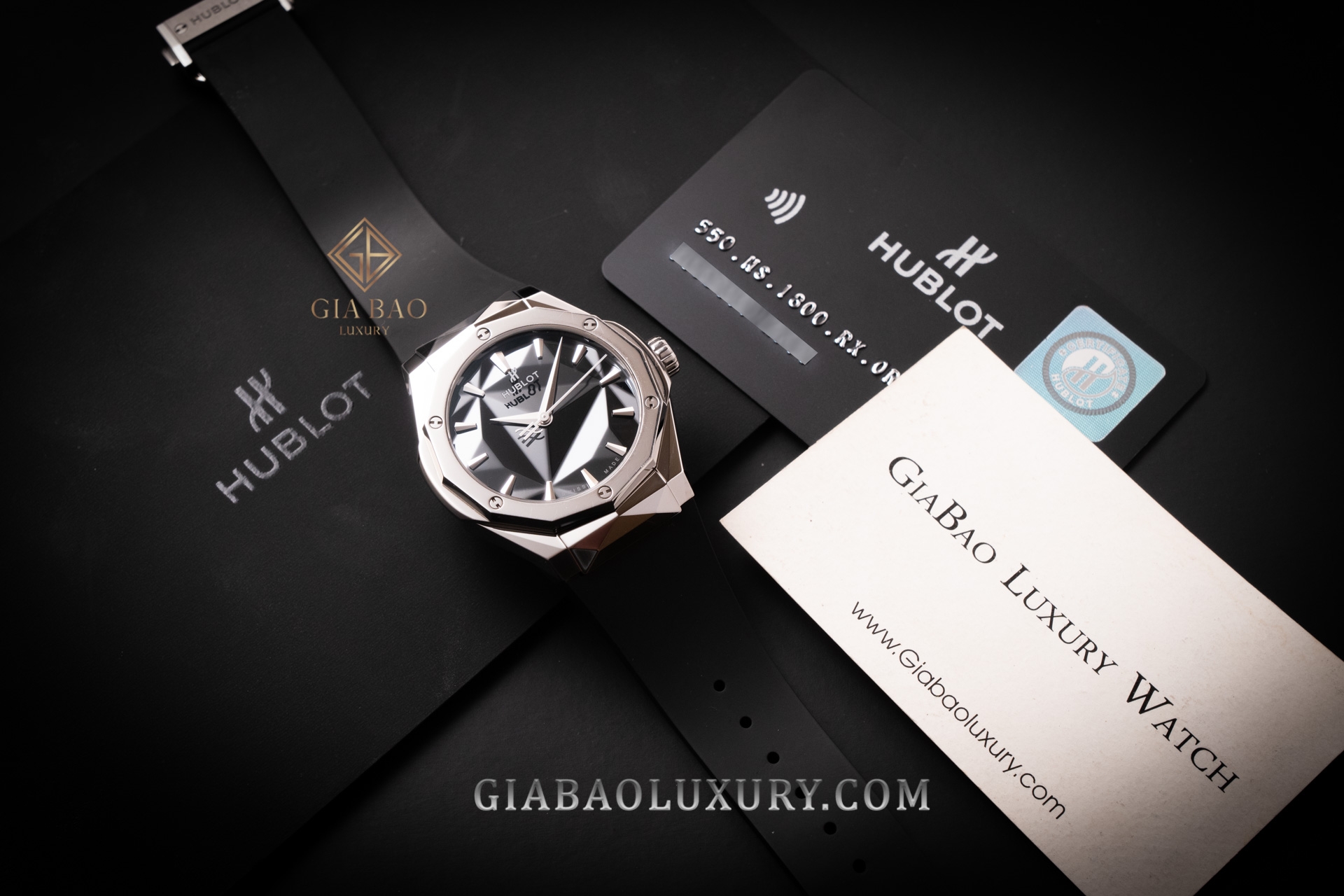 Đồng Hồ Hublot Classic Fusion Orlinski Titanium 40mm 550.NS.1800.RX.ORL19