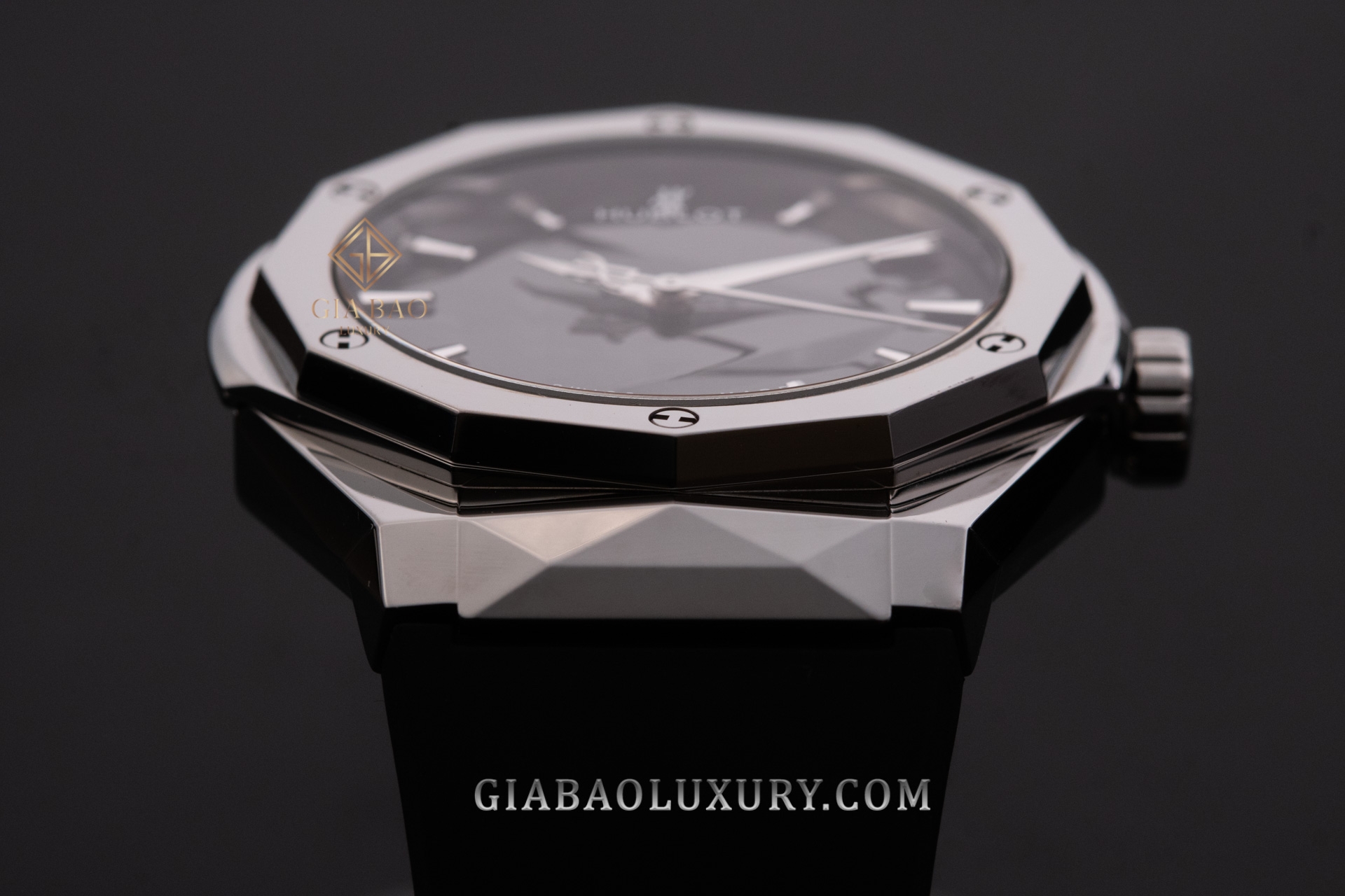 Đồng Hồ Hublot Classic Fusion Orlinski Titanium 40mm 550.NS.1800.RX.ORL19