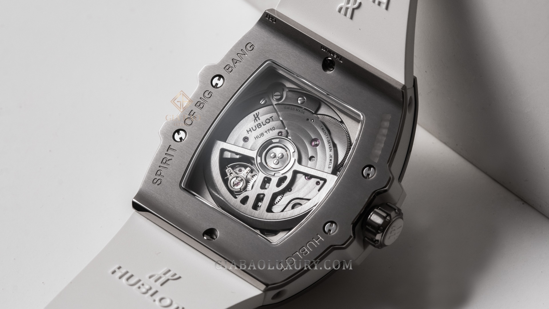 Đồng Hồ Hublot Spirit Of Big Bang Titanium 665.NE.2010.RW.1204