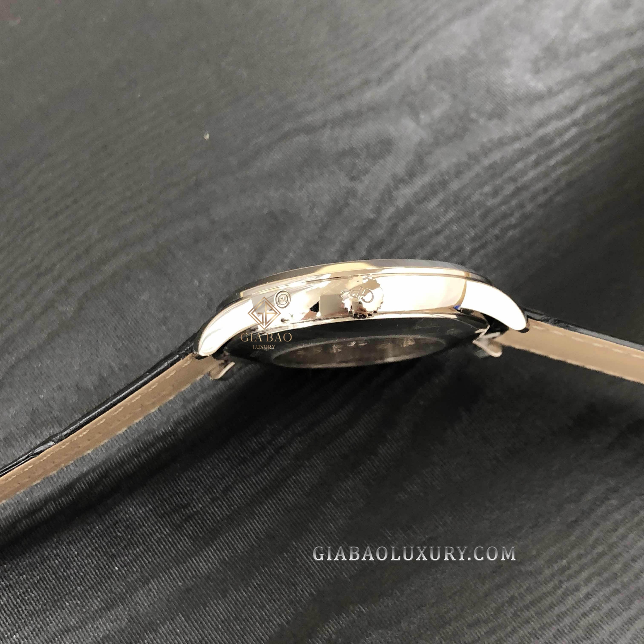 Đồng Hồ Girard Perregaux 1966 Large Date 49556-53-132-BB6C
