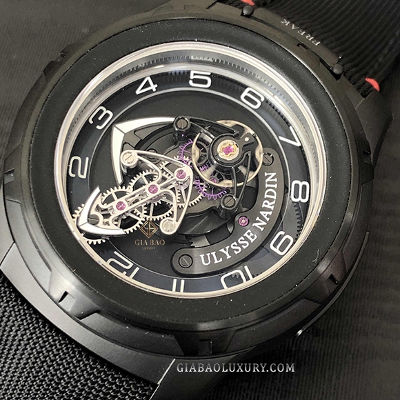 Đồng Hồ Ulysse Nardin Freak Out 2053-132/BLACK