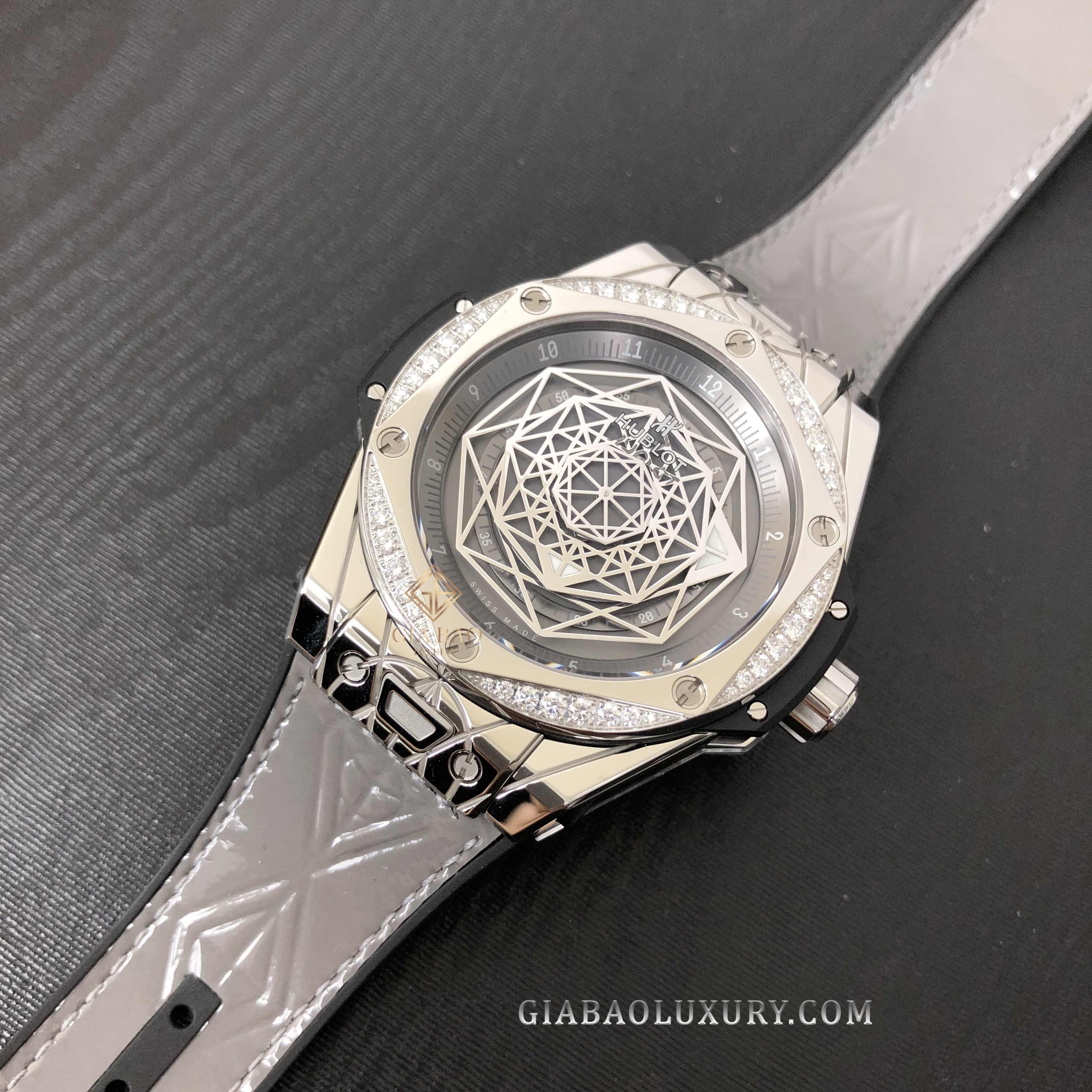 Đồng Hồ Hublot Big Bang One Click 465.SS.7047.VR.1204.MXM20