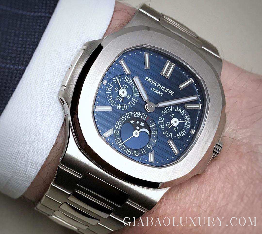 Đồng hồ Patek Philippe Nautilus 5740/1G-001 Perpetual Calendar