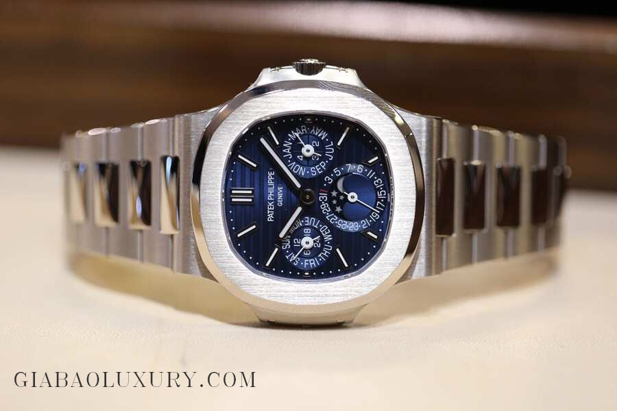 Đồng hồ Patek Philippe Nautilus 5740/1G-001 Perpetual Calendar