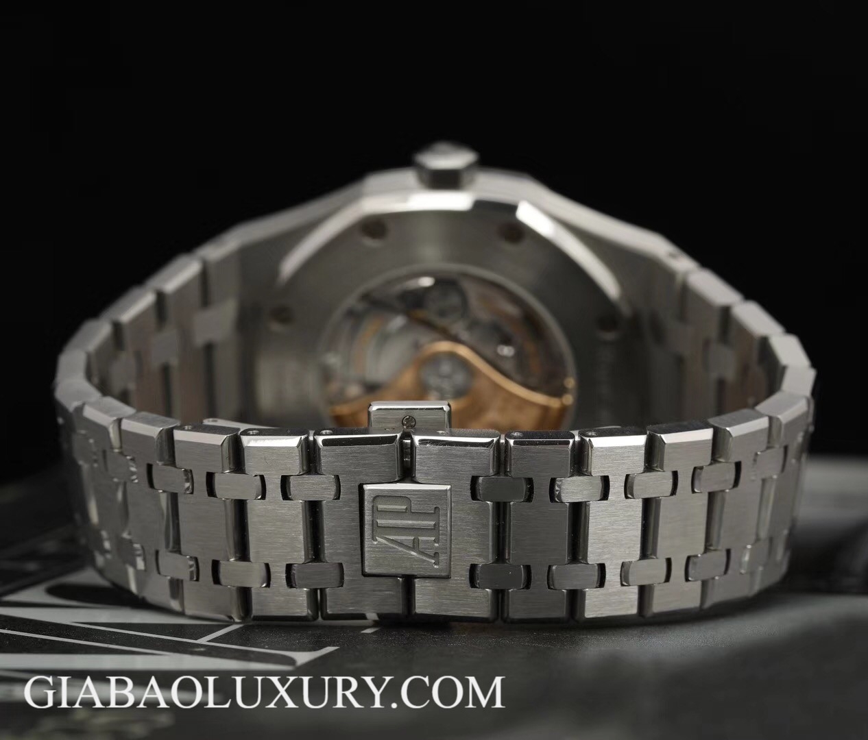 Đồng hồ Audemars Piguet Royal Oak 15400ST.OO.1220ST.03.A