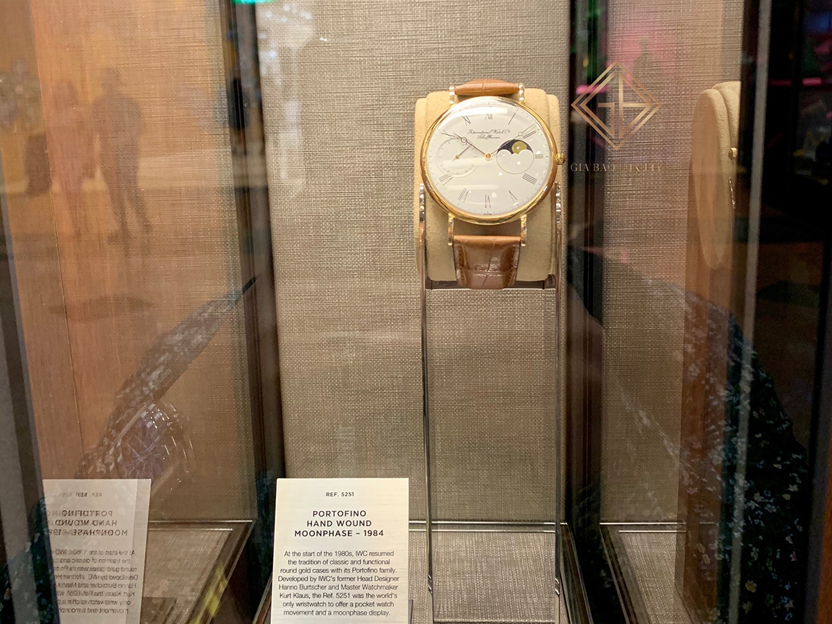 Triển lãm IWC tại Singapore mang tên IWC History