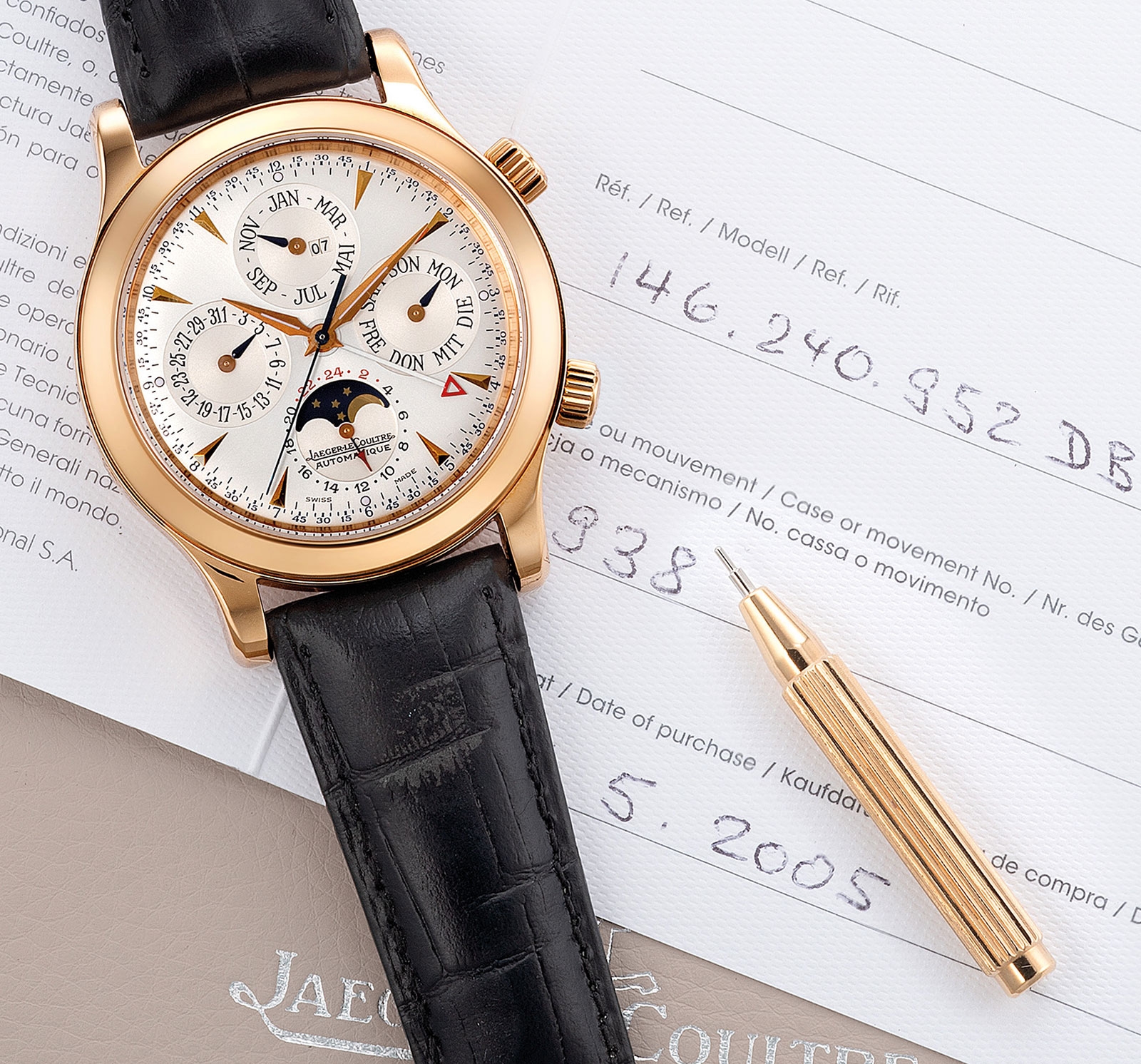 Lot 1045 – Jaeger-LeCoultre Master Grande Memovox