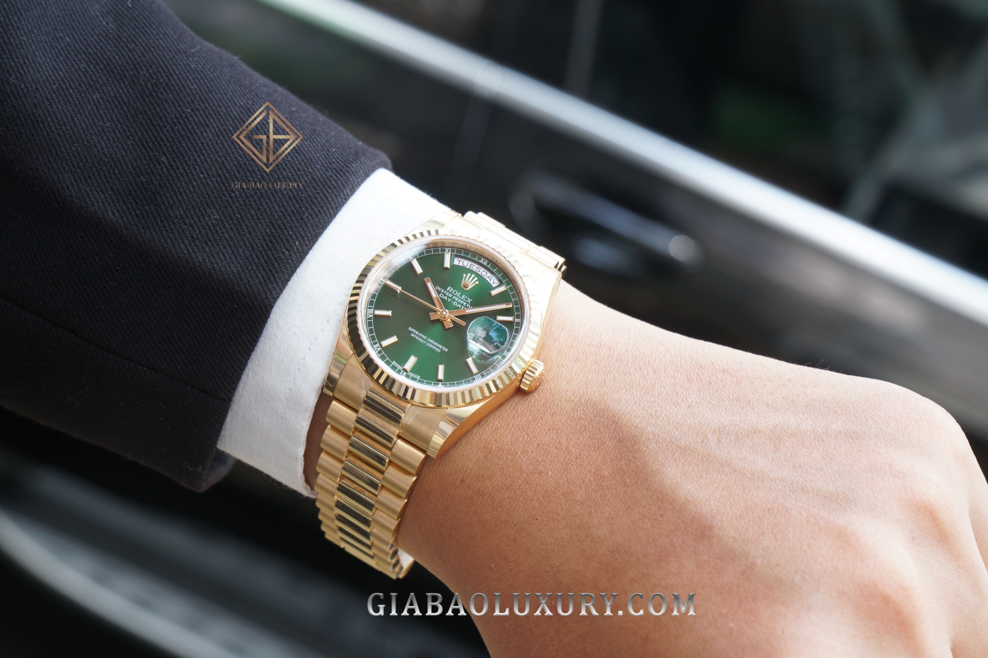 Đồng Hồ Rolex Day-Date 36 118238 Mặt Số Xanh Lá