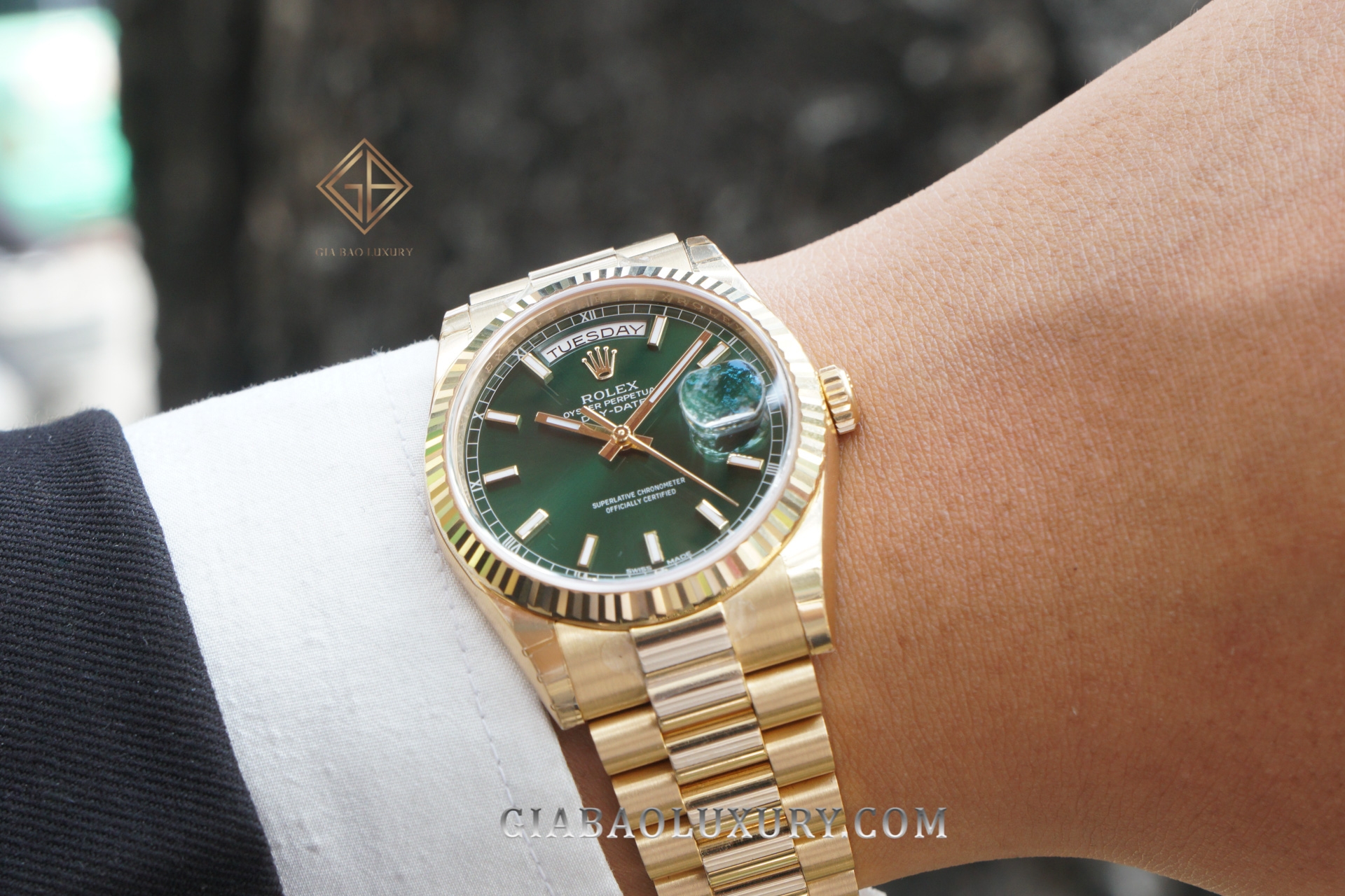 Đồng Hồ Rolex Day-Date 36 118238 Mặt Số Xanh Lá