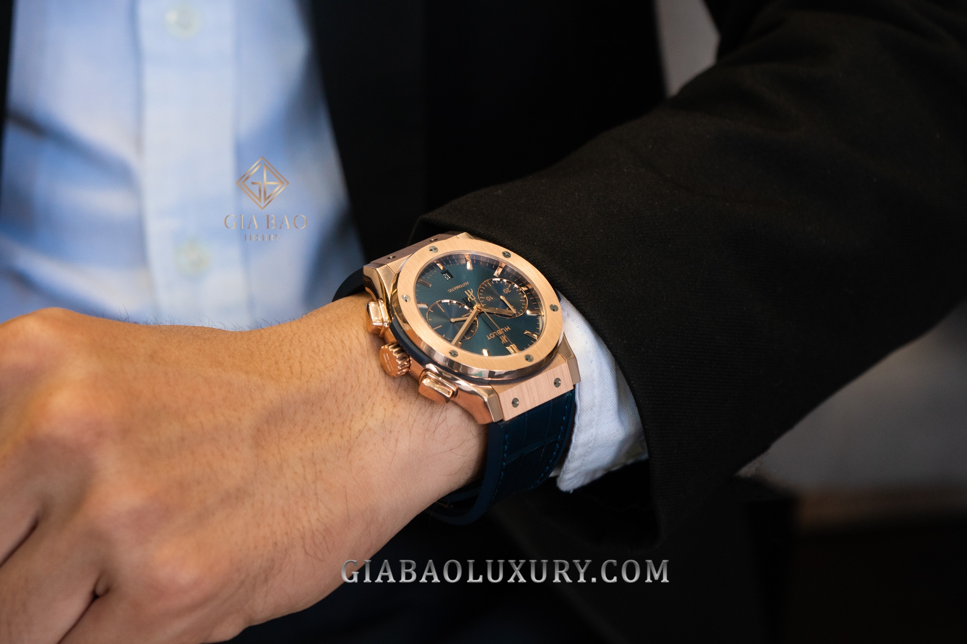 Đồng Hồ Hublot Classic Fusion Blue Chronograph King Gold 45mm 521.OX.7180.LR