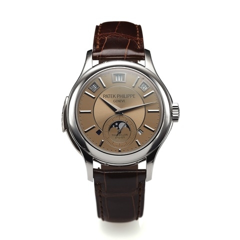 Đồng hồ Patek Philippe ref. 5207P trong phiên đấu giá 22/2/2014