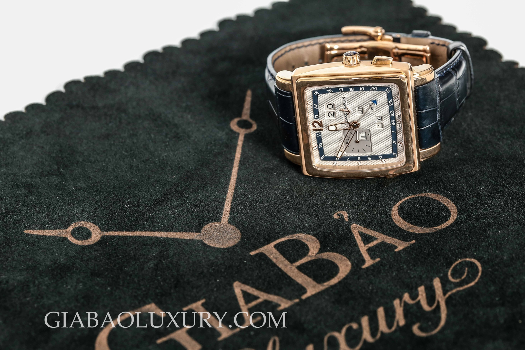 ĐỒNG HỒ ULYSSE NARDIN QUADRATO DUAL TIME PERPETUAL 326-90/61