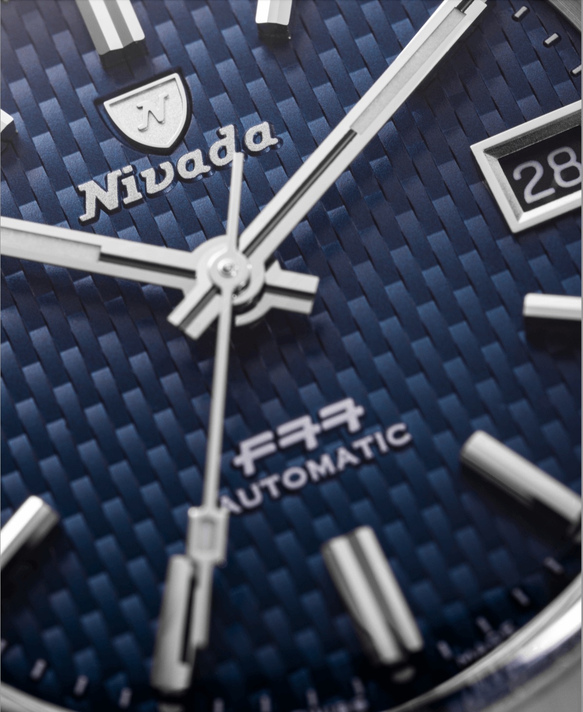 Nivada Grenchen F77 Ref number 69001A77 mặt số màu xanh dương
