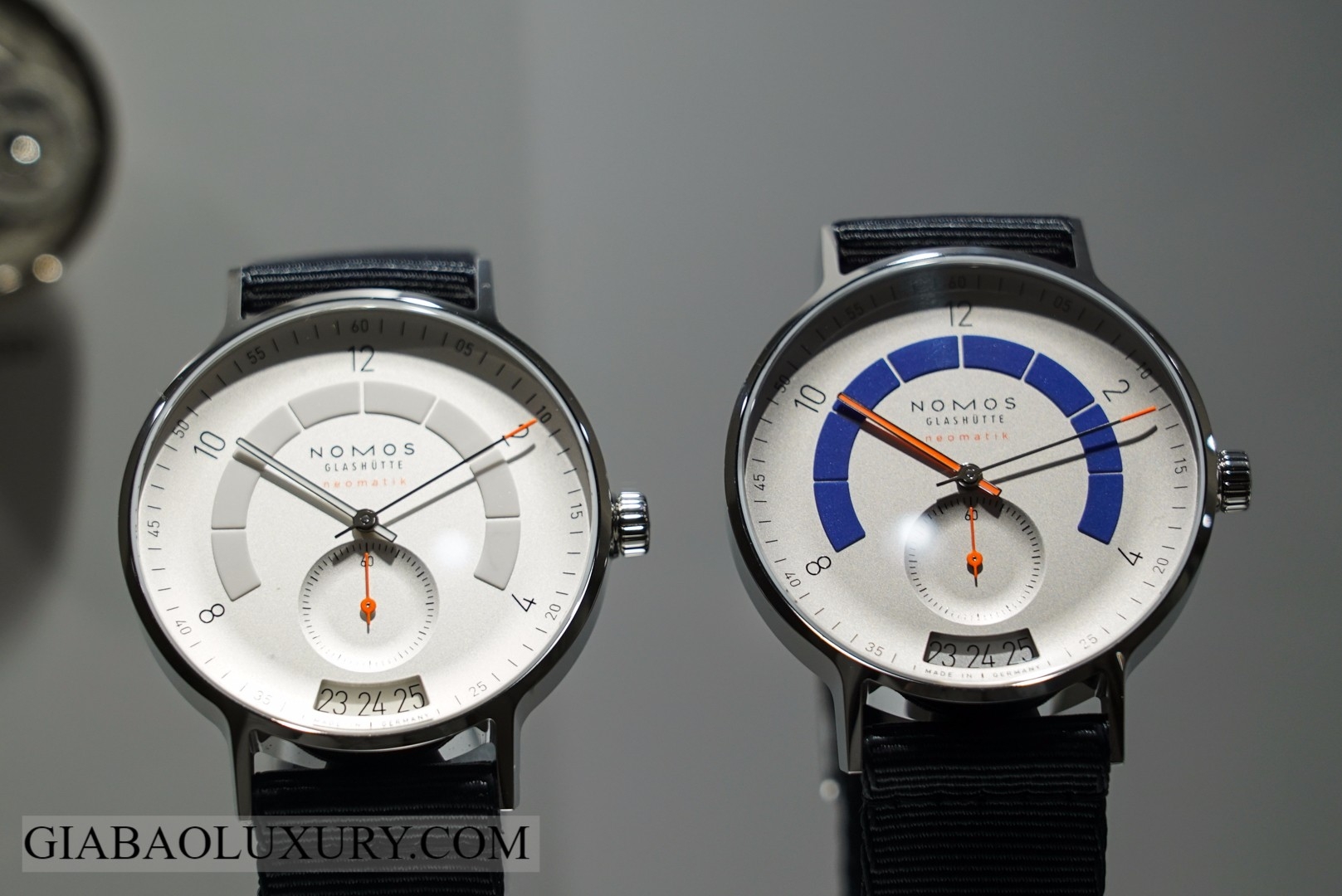 đồng hồ Nomos Autobahn