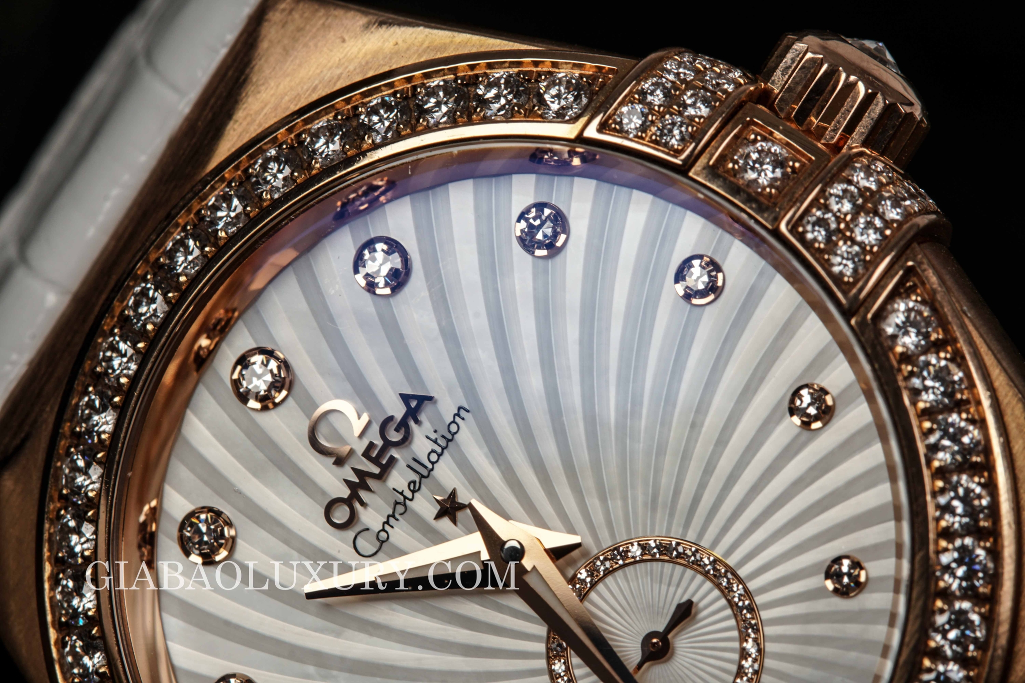 đồng hồ omega constellation