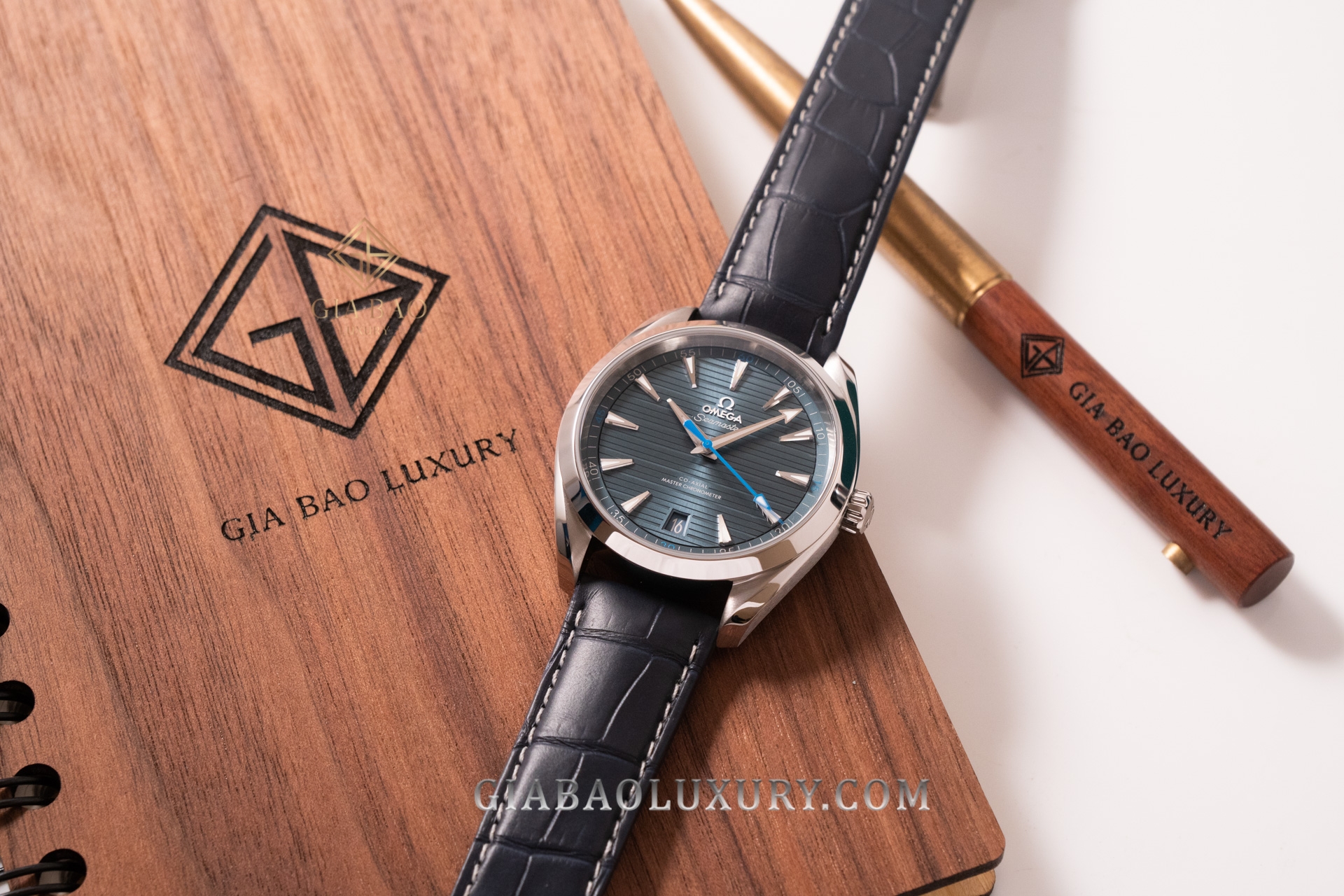 Đồng hồ Omega Seamaster Aqua Terra 150m Co-Axial Master Chronometer 41mm 220.13.41.21.03.002