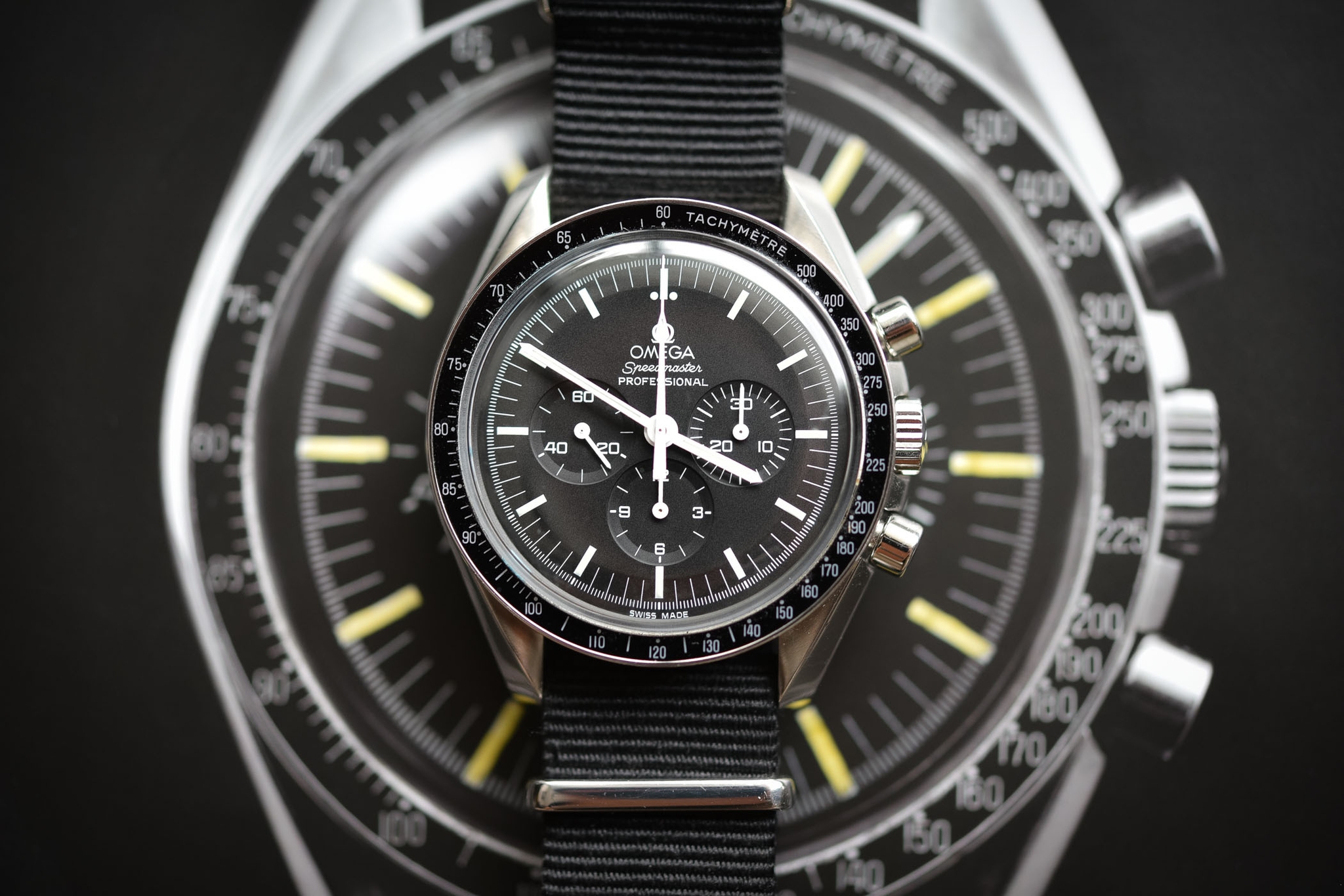 Huyền thoại đồng hồ Omega Speedmaster đã chinh phục những người nổi tiếng nào?