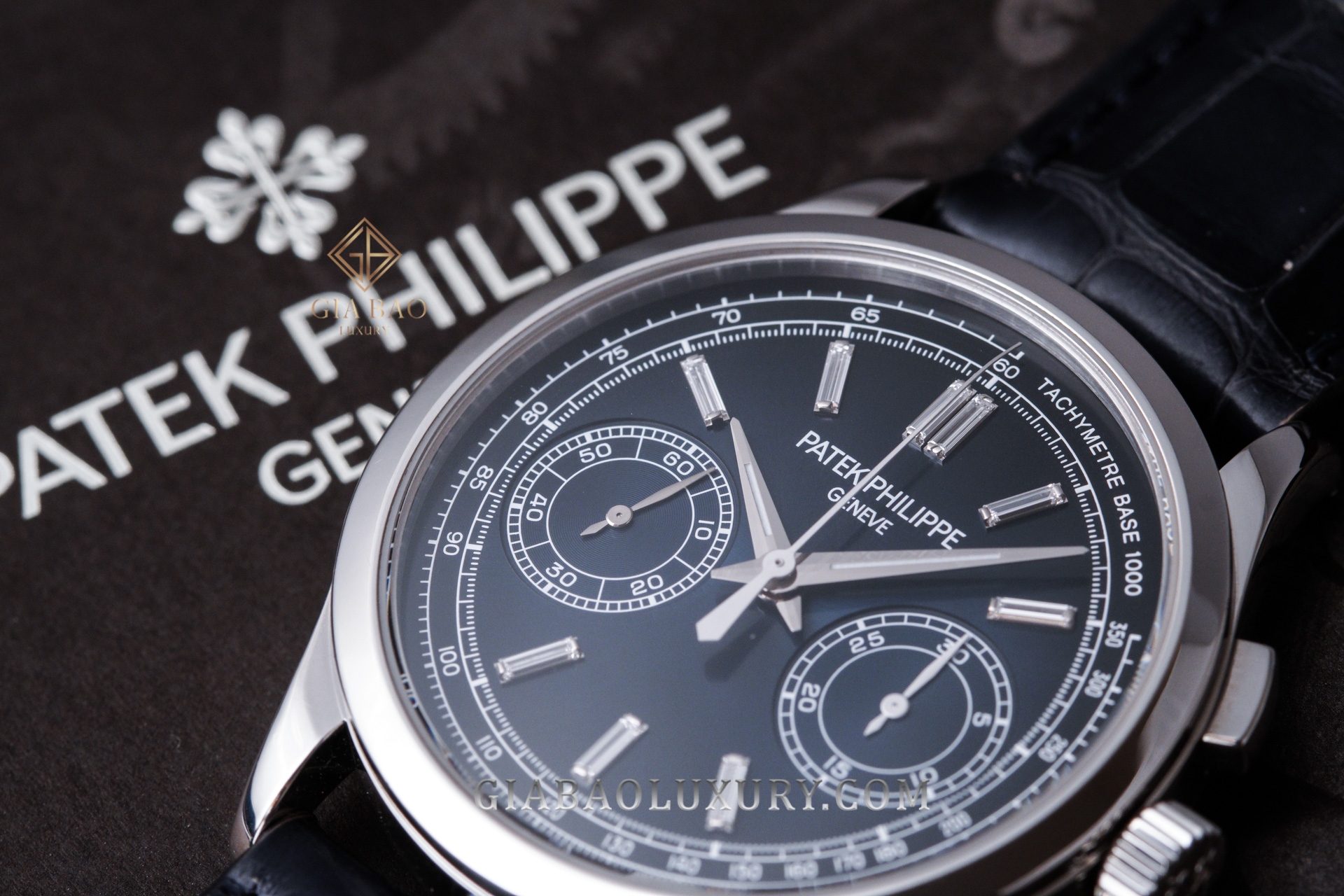 Đồng hồ Patek Philippe Complications 5170P-001
