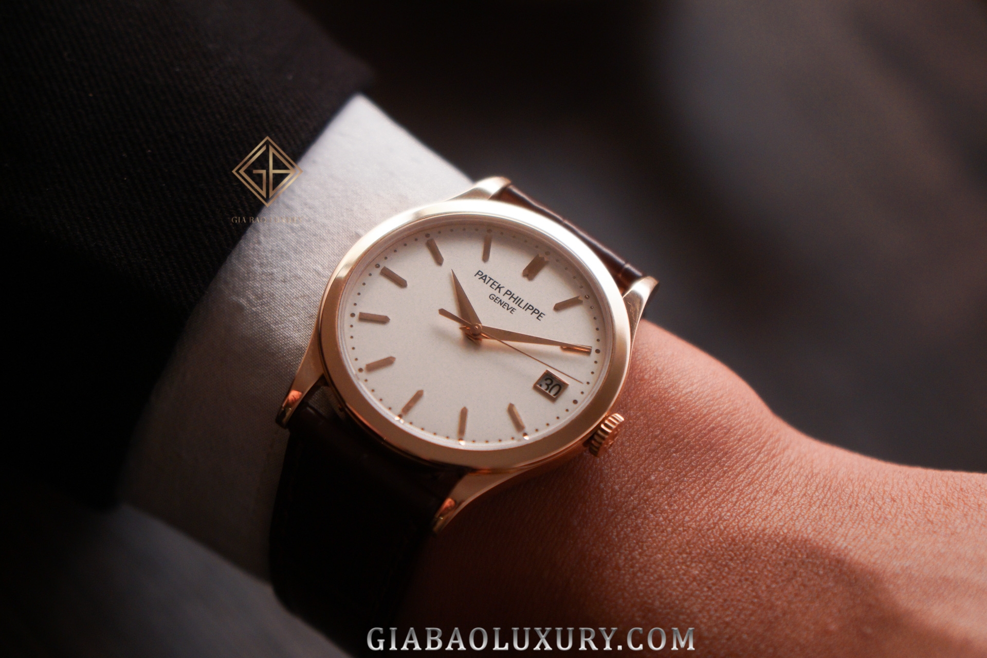 Đồng Hồ Patek Philippe Calatrava 5296R