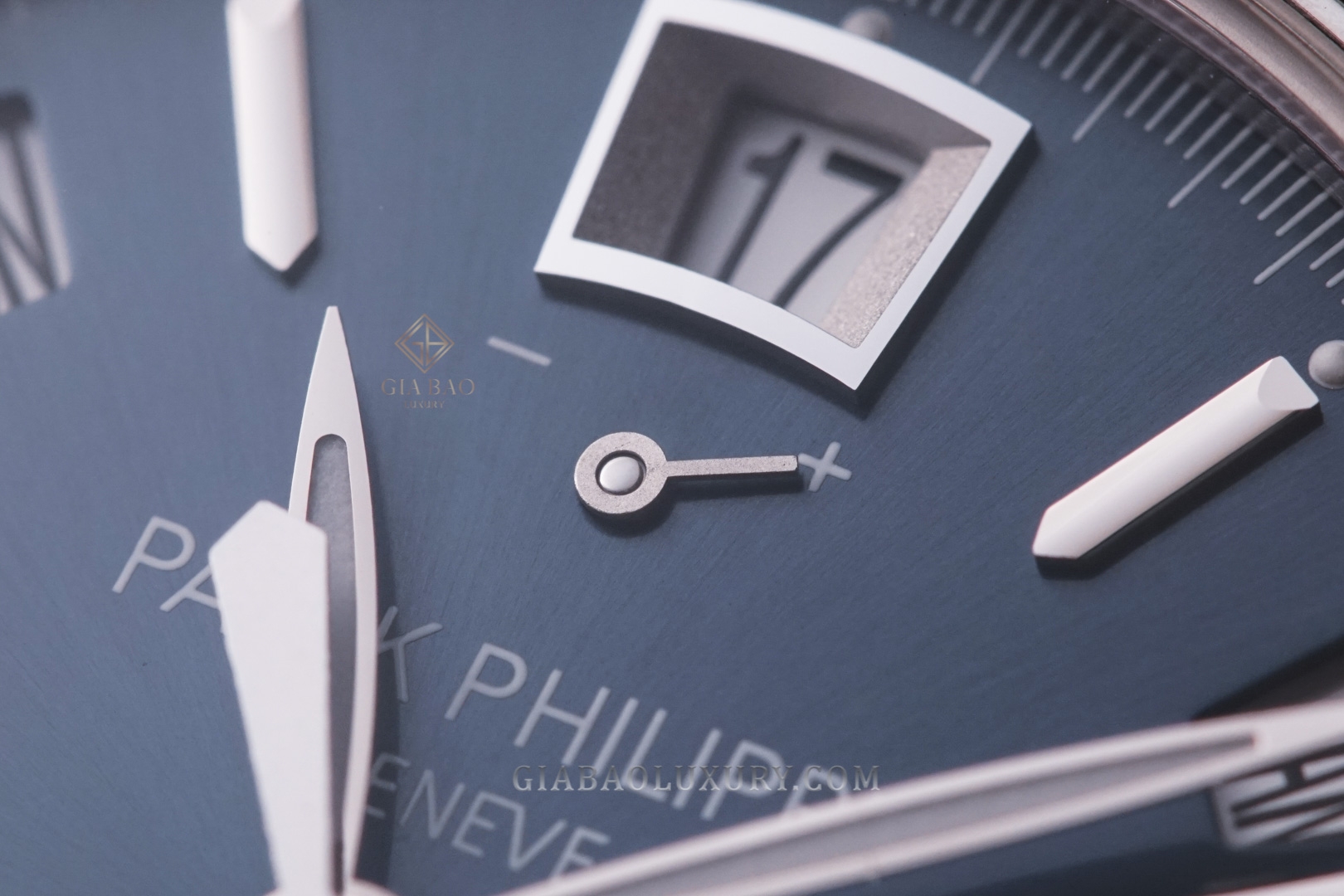 Review đồng hồ Patek Philippe Complications 5960P-015