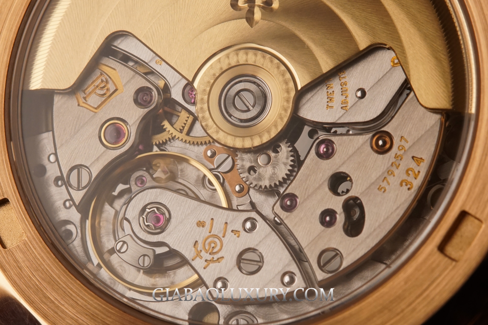 Đồng Hồ Patek Philippe Aquanaut 5167R-001