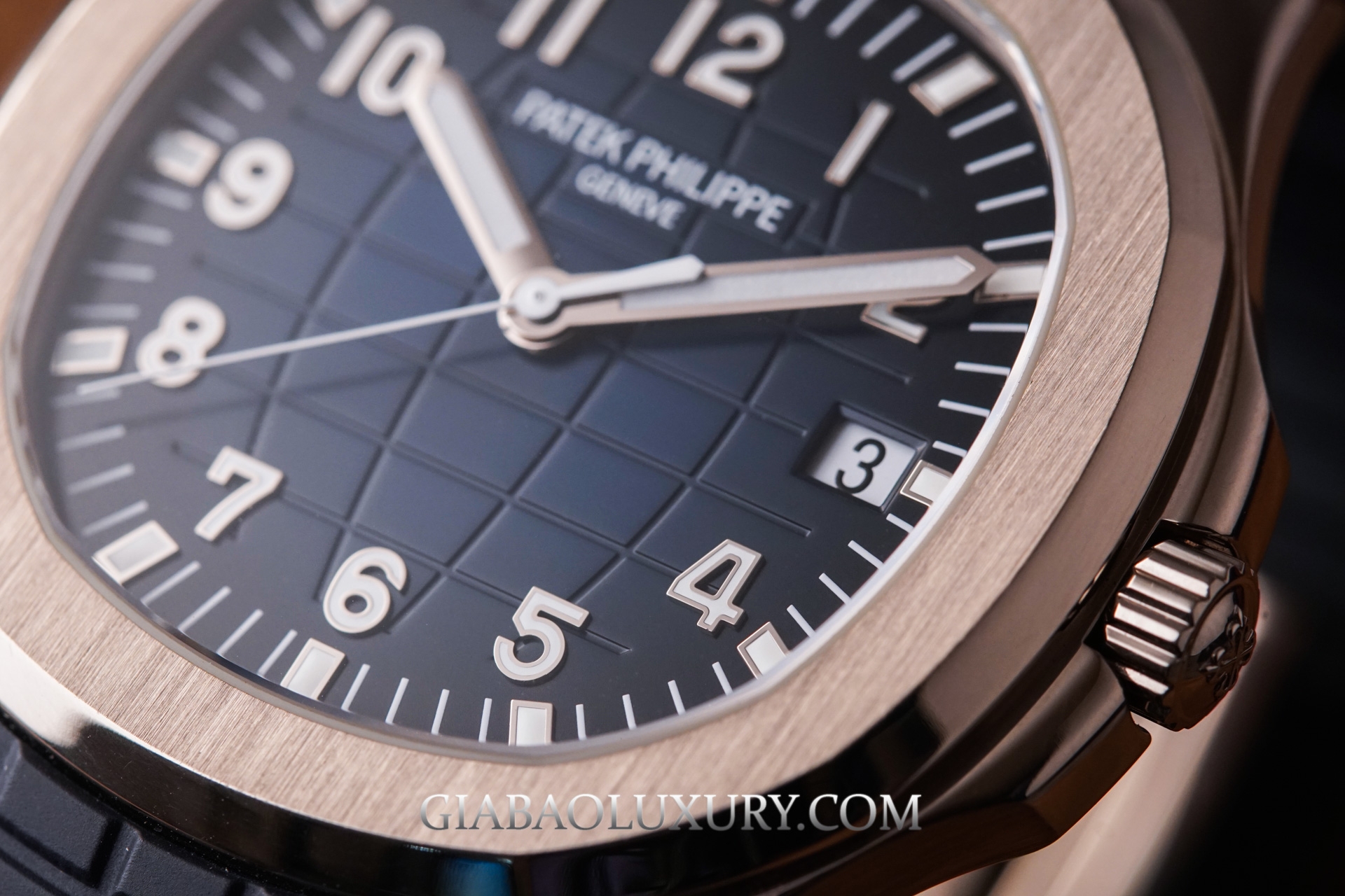 Đồng hồ Patek Philippe Aquanaut 5168G tại Baselworld 2017