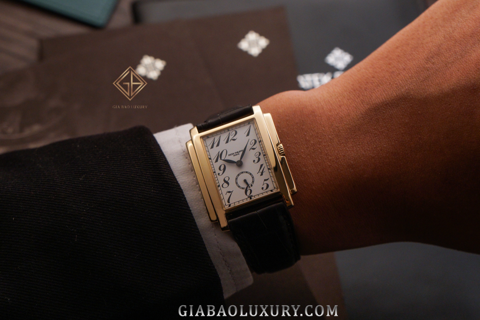 Đồng Hồ Patek Philippe Gondolo 5024J