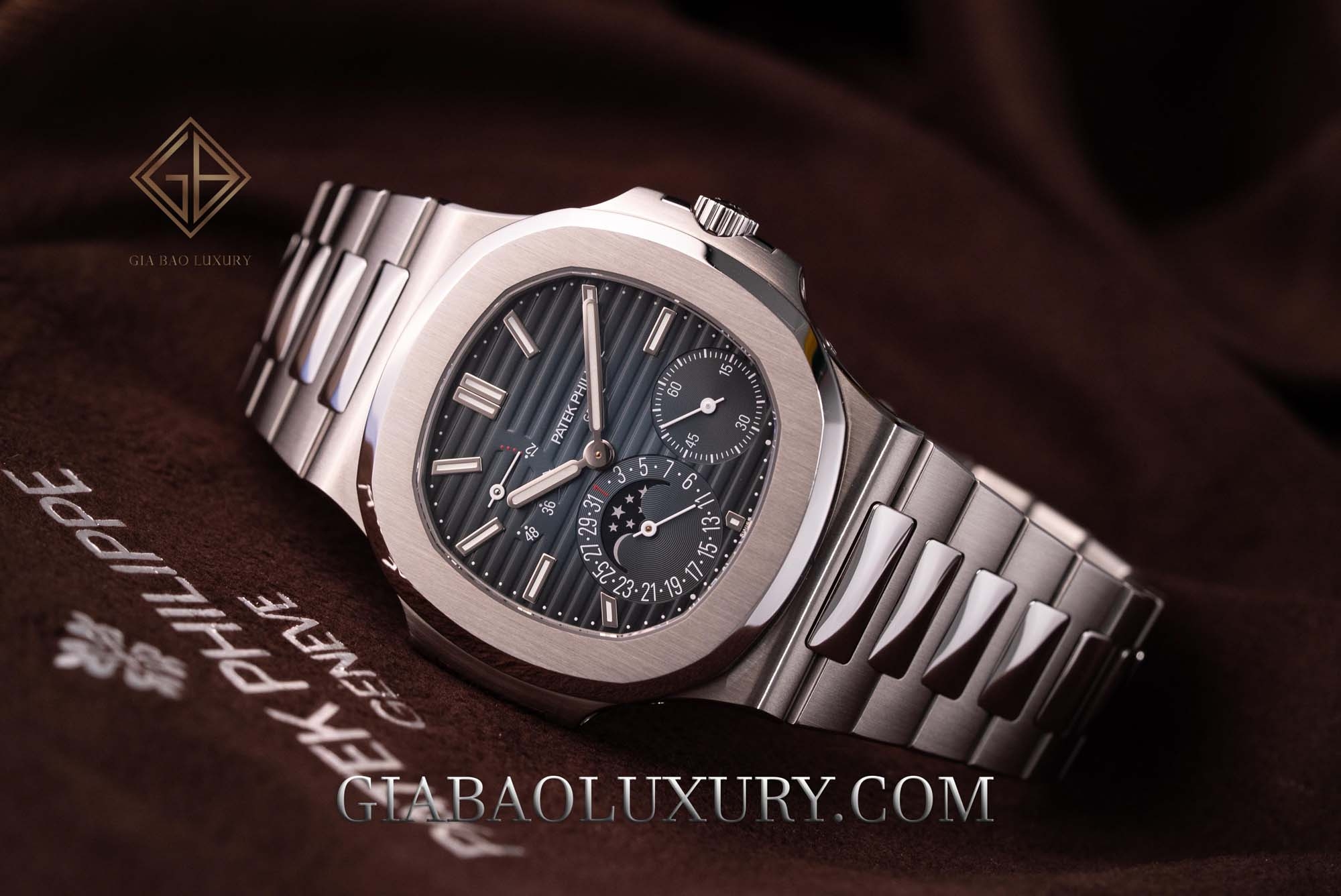 Đồng hồ Patek Philippe Nautilus 5712/1A-001