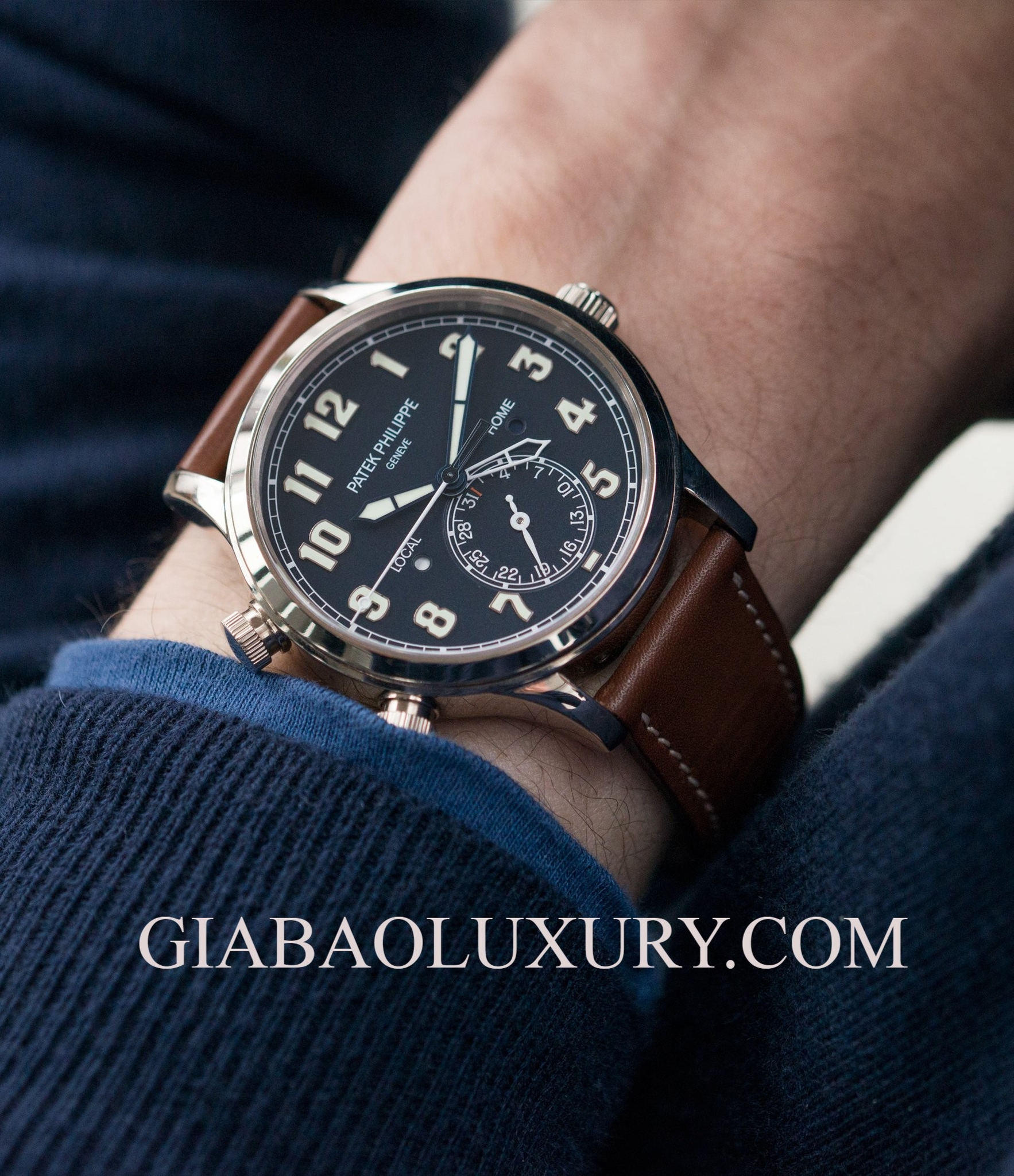 Đồng hồ Patek Philippe Calatrava 5524G-001