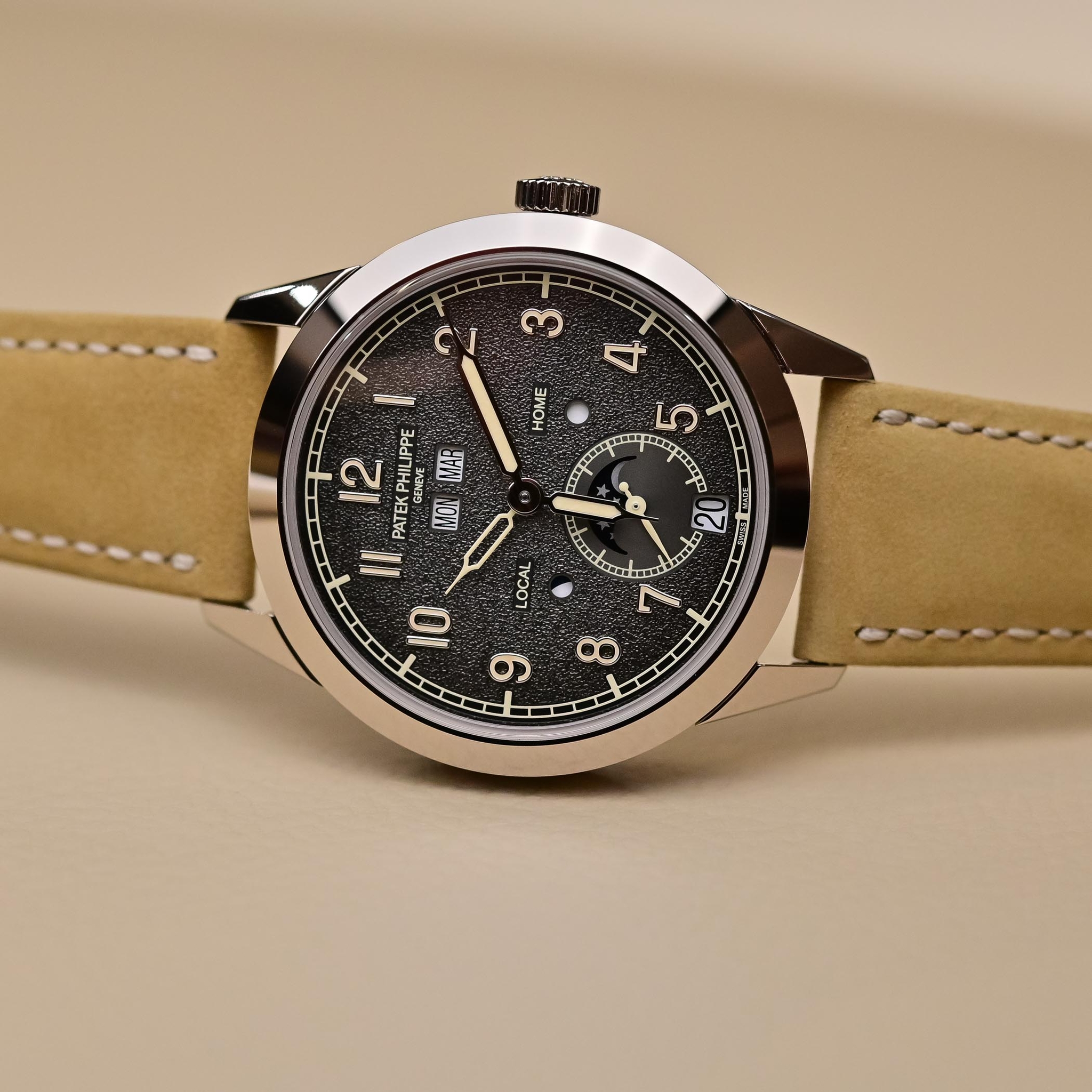 Khám phá ref. 5326G Mẫu đồng hồ Patek Philippe được quan tâm nhất tại